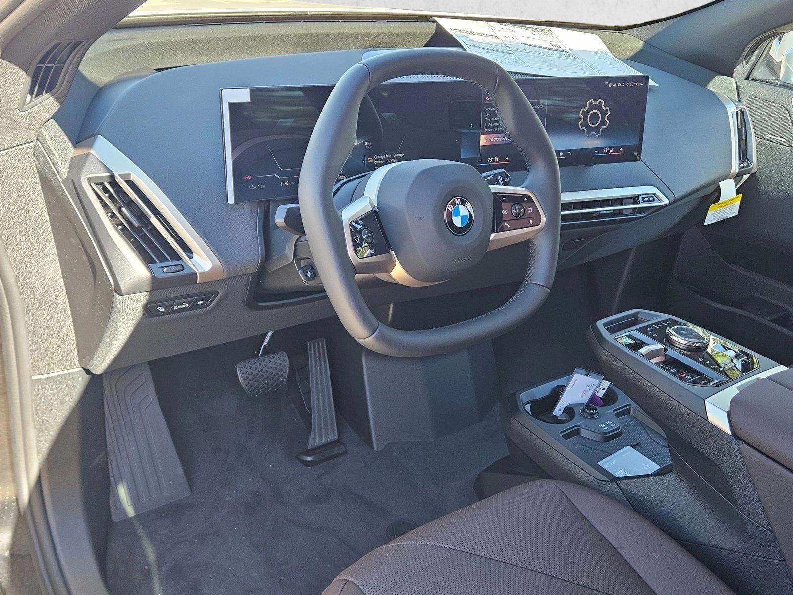 Thumbnail: 2026 BMW iX - 3