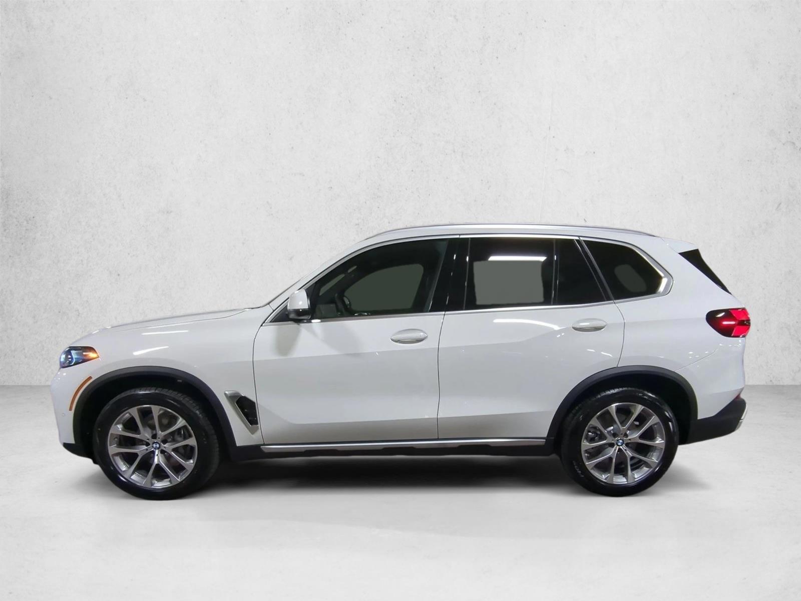 Thumbnail: 2026 BMW X5 - 2