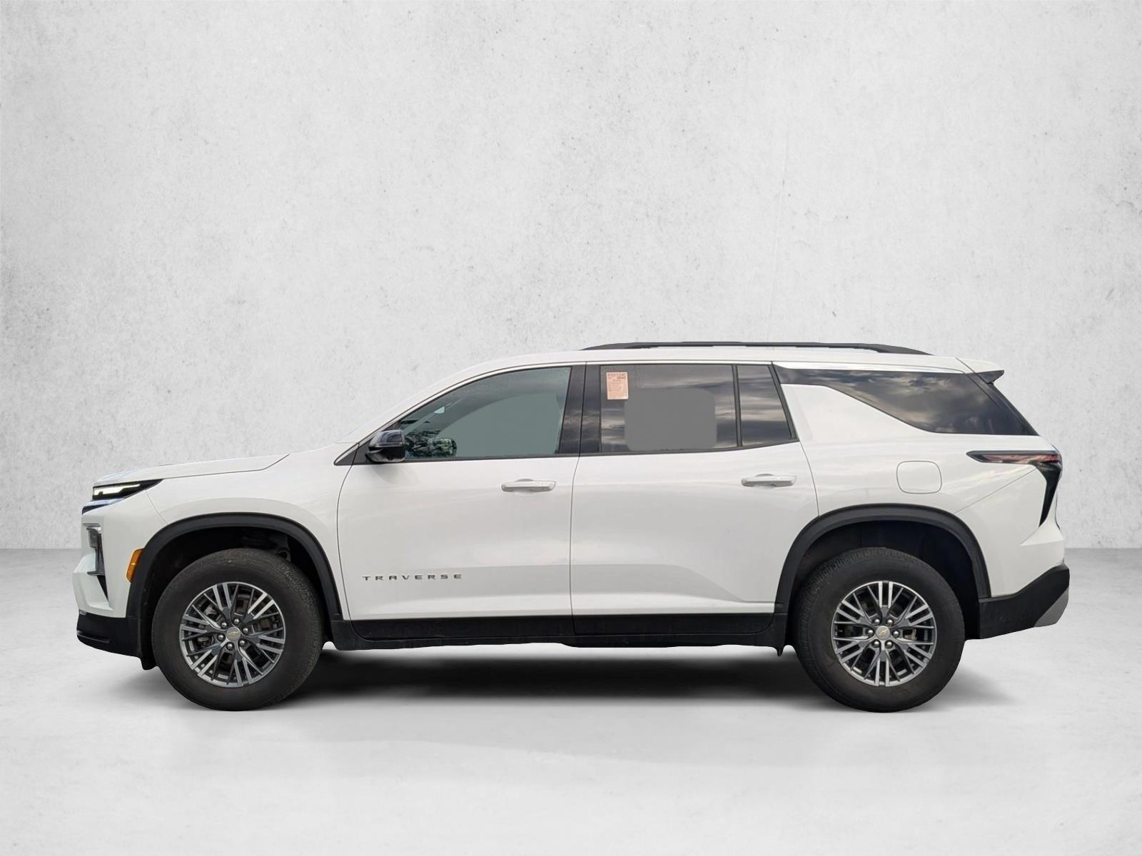Thumbnail: 2024 Chevrolet Traverse - 2