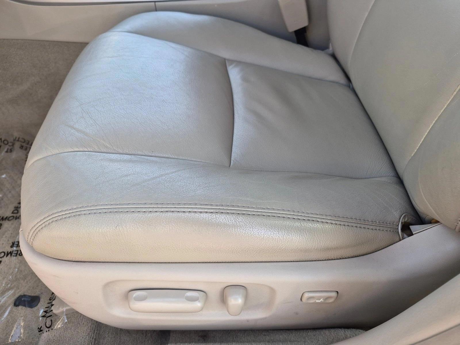 Thumbnail: 2009 Toyota Avalon - 4