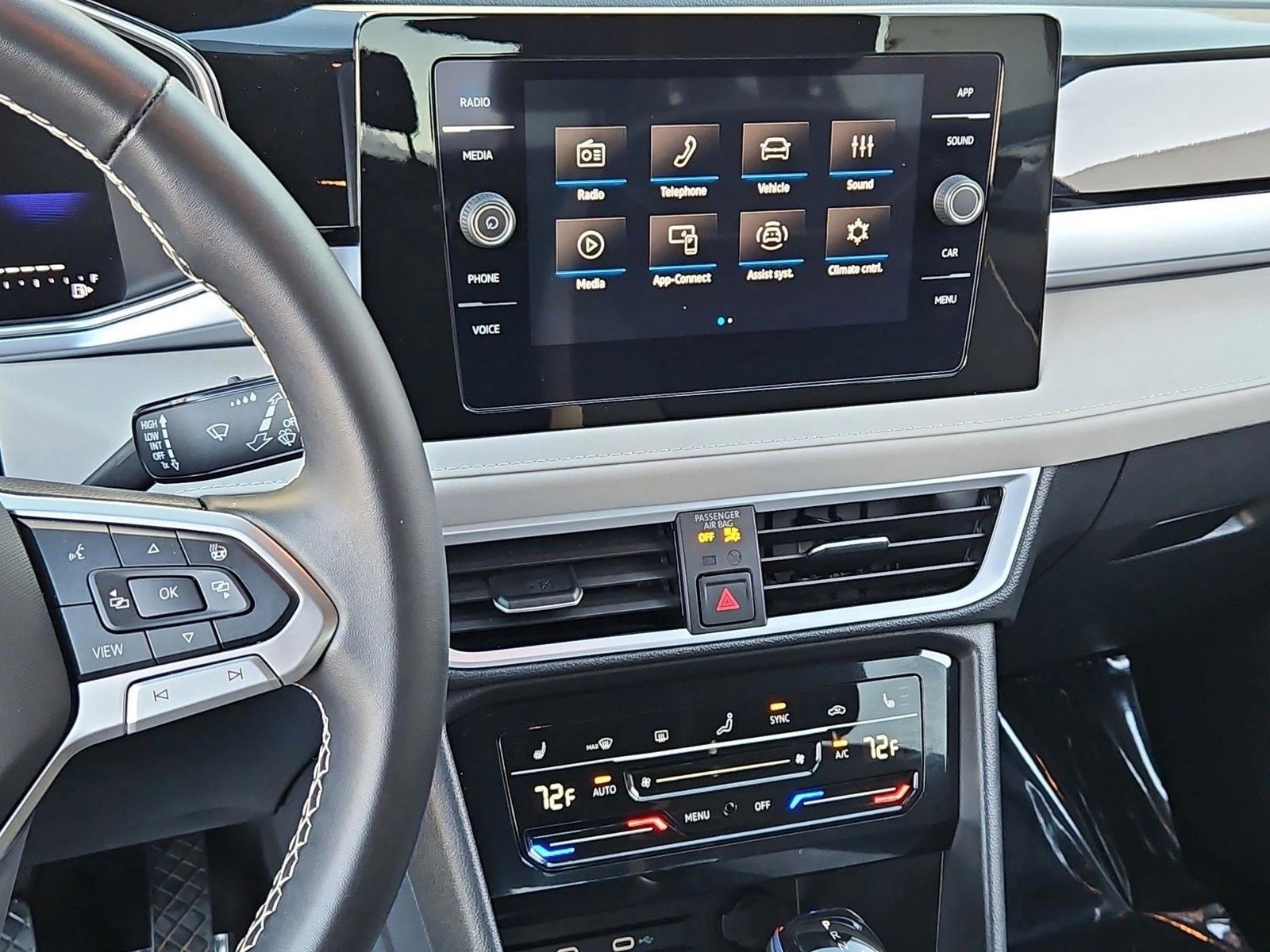 2026 Volkswagen Taos SE - Photo 14