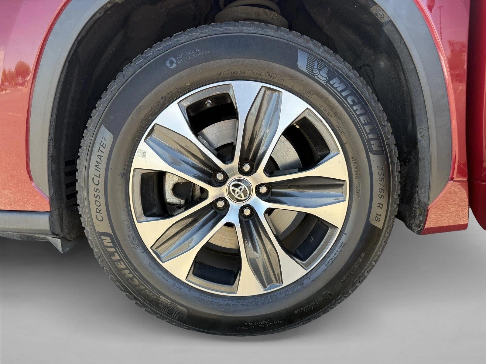 2022 Toyota Highlander XLE - Photo 27