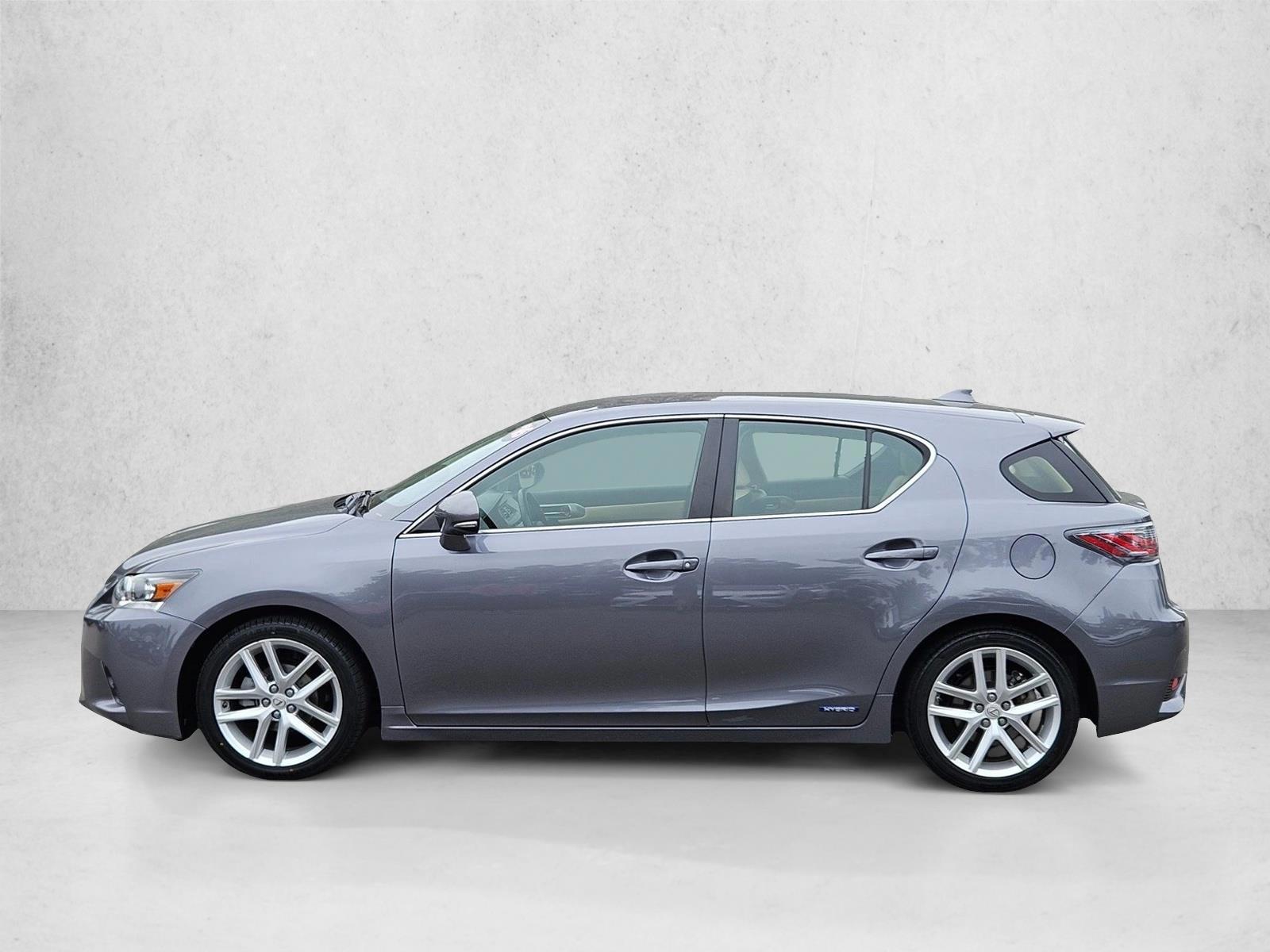 Thumbnail: 2016 Lexus CT - 2