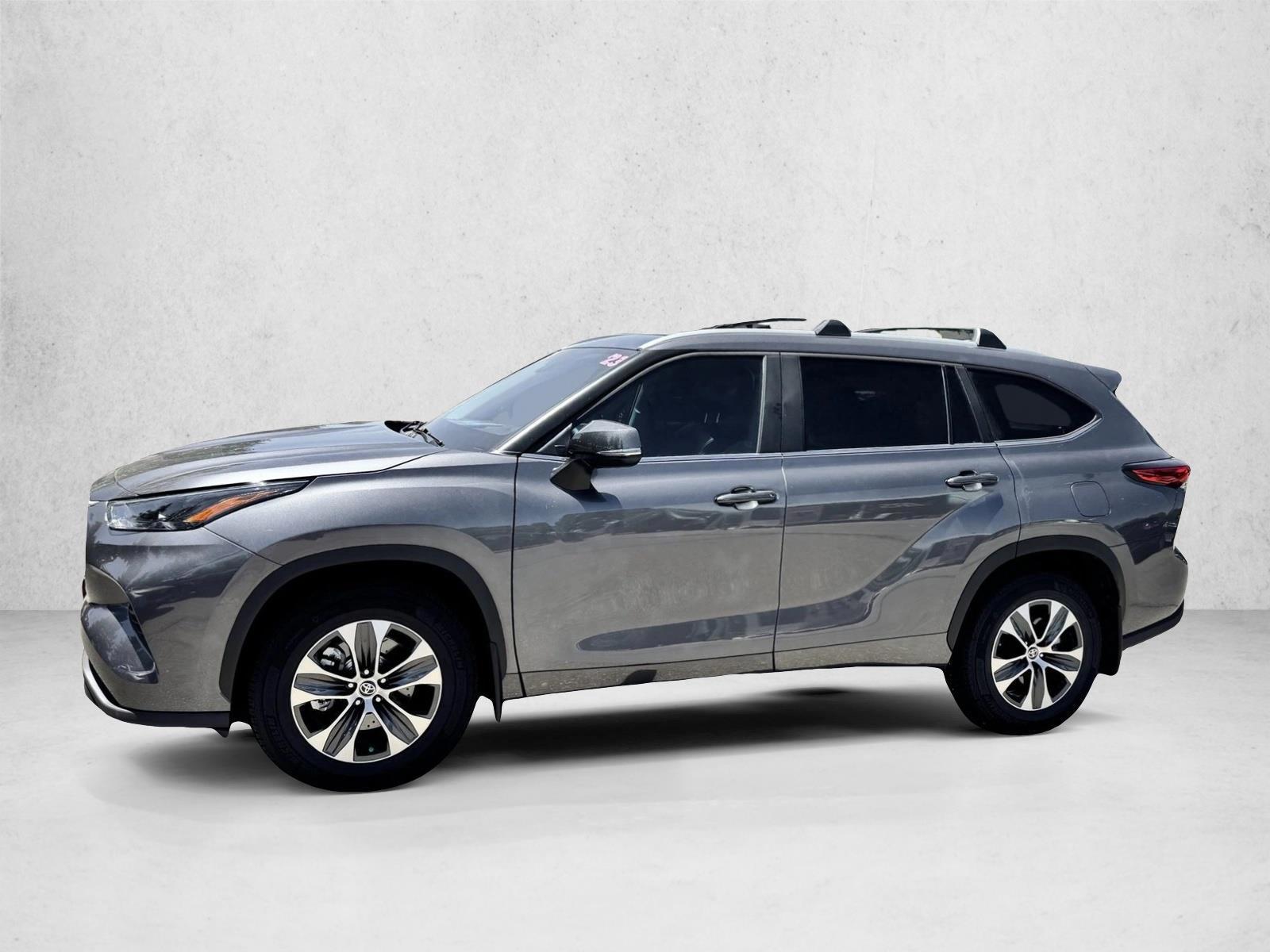 Thumbnail: 2023 Toyota Highlander - 2