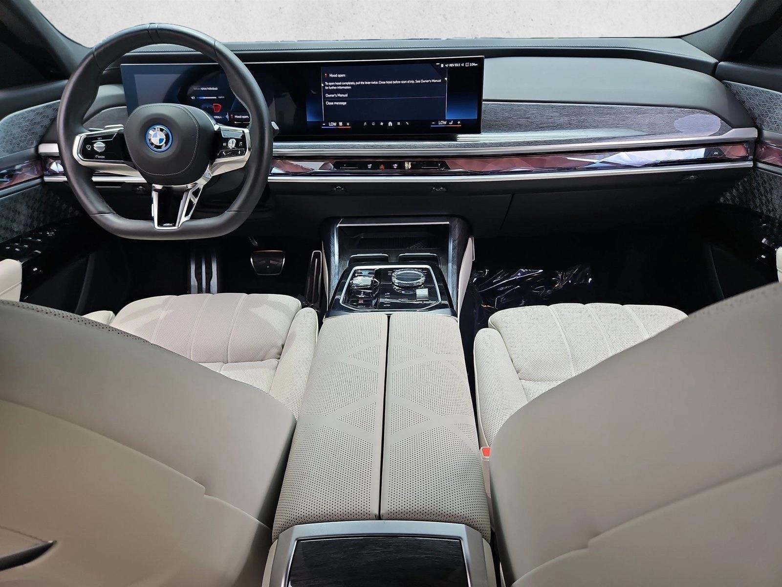 Thumbnail: 2024 BMW i7 - 4