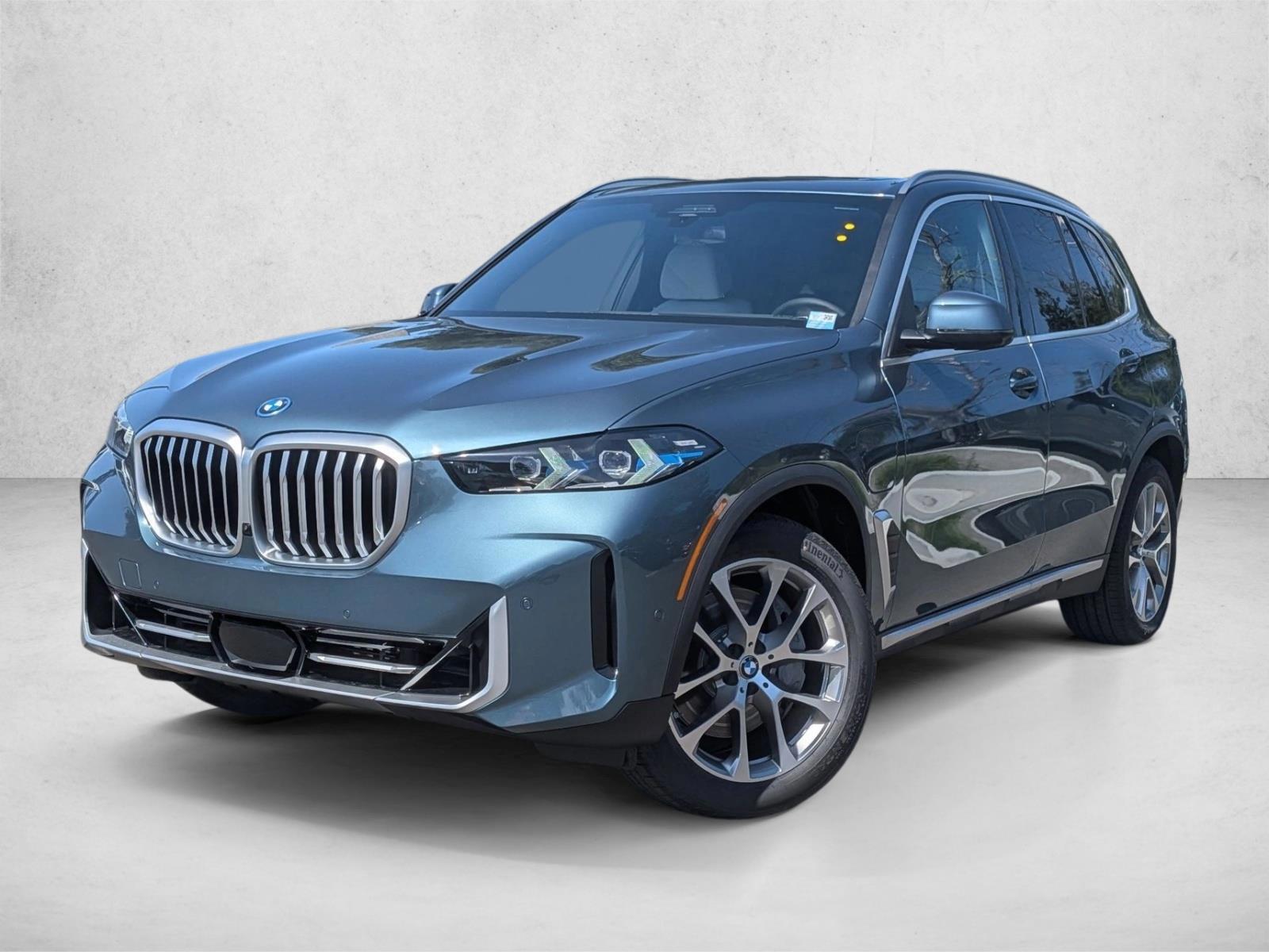 Thumbnail: 2026 BMW X5 - 1