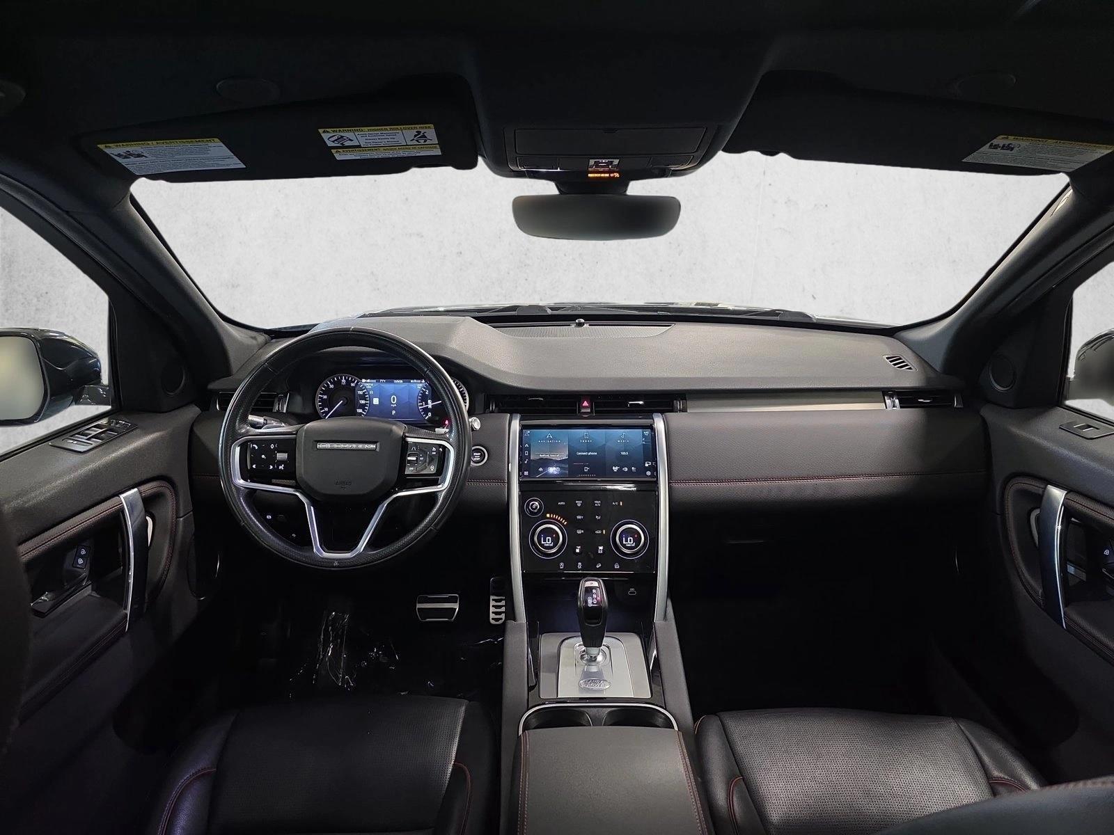 Thumbnail: 2022 Land Rover Discovery Sport - 3