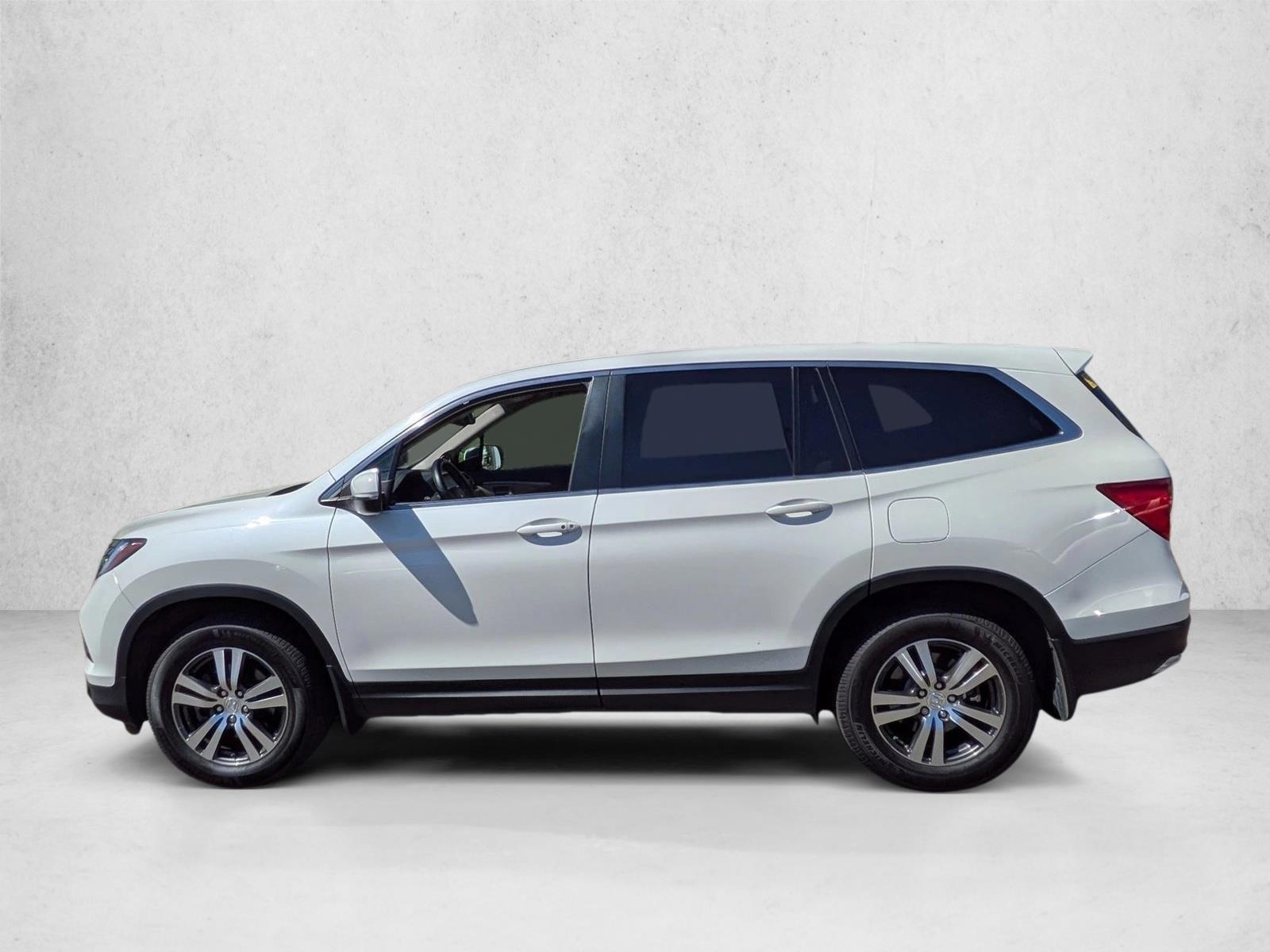 Thumbnail: 2017 Honda Pilot - 2