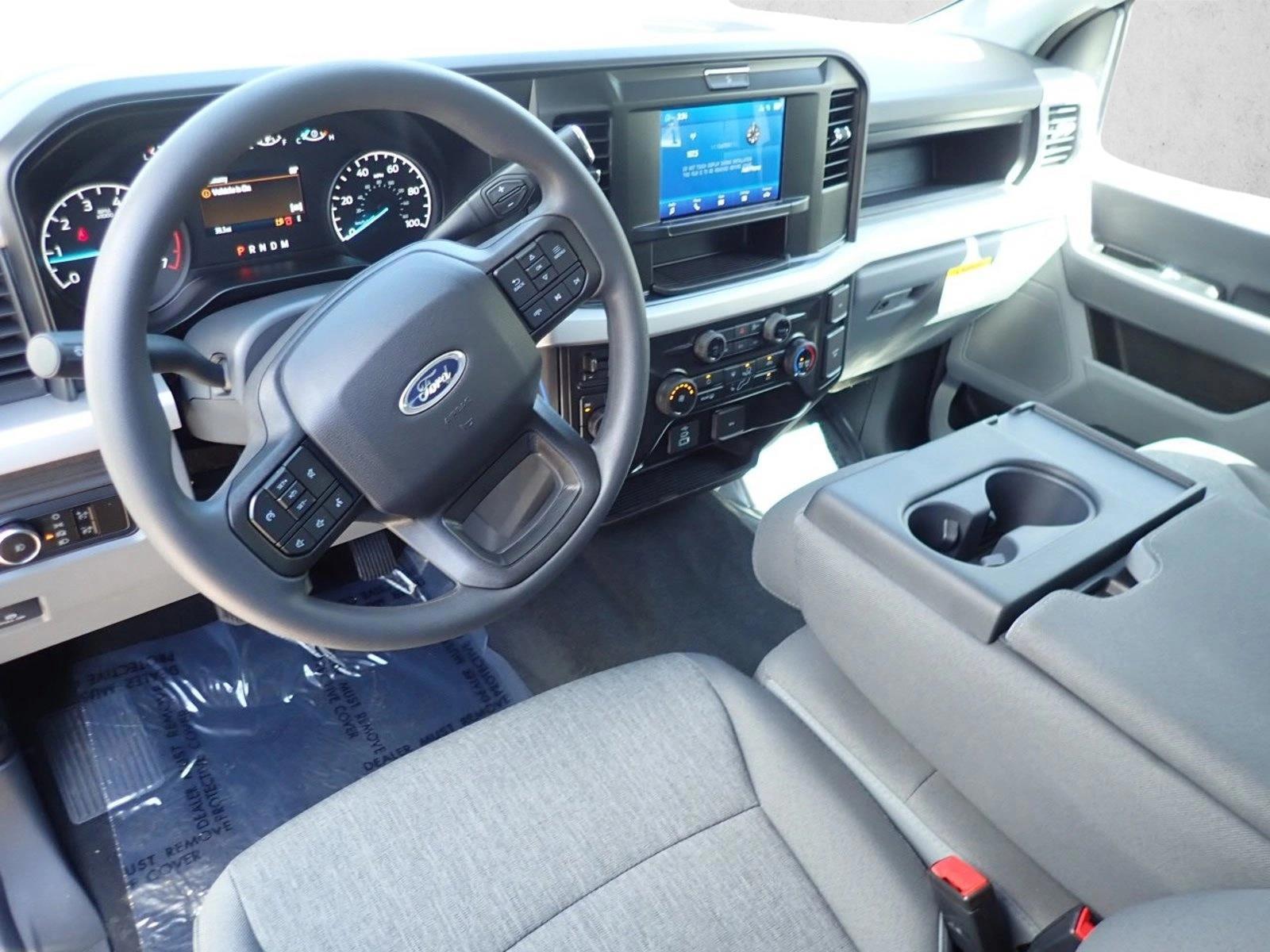 Thumbnail: 2026 Ford Econoline - 3