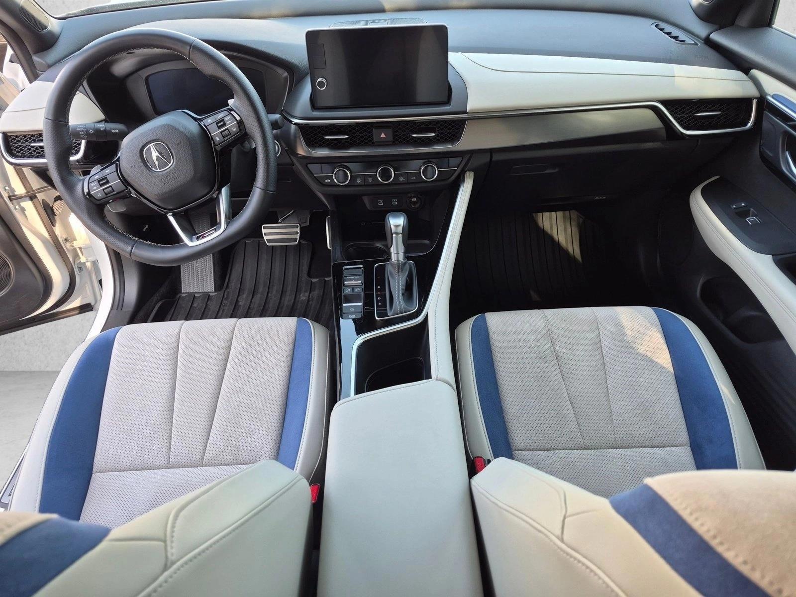 Thumbnail: 2025 Acura ADX - 3