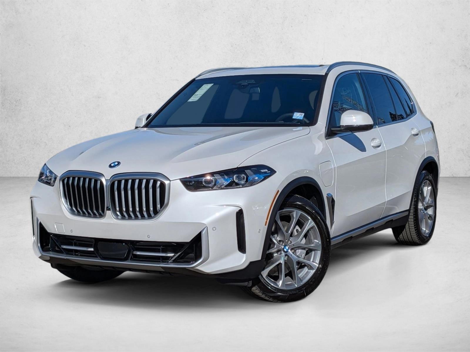 Thumbnail: 2026 BMW X5 - 1