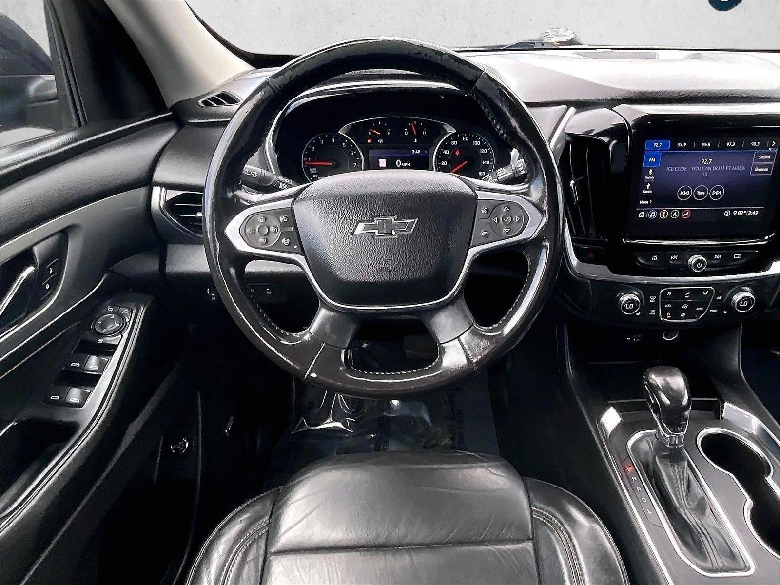 Thumbnail: 2021 Chevrolet Traverse - 3