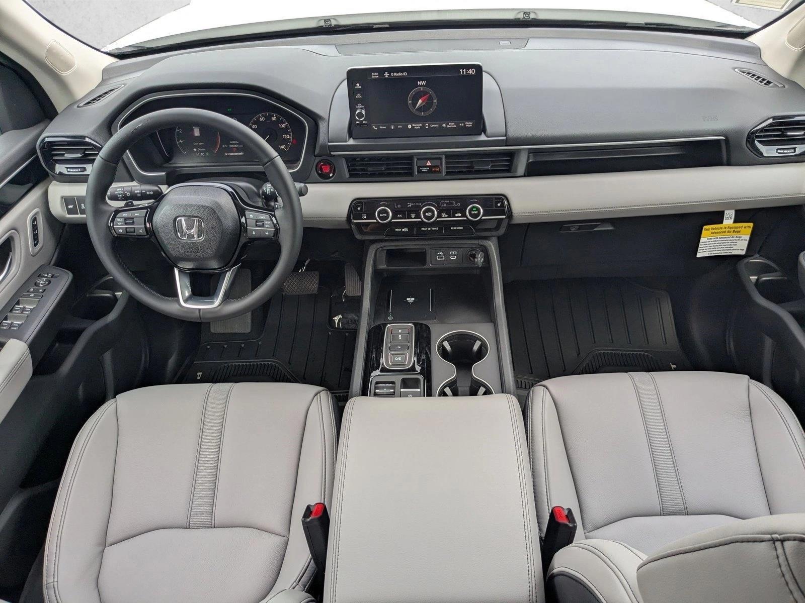 Thumbnail: 2025 Honda Pilot - 3