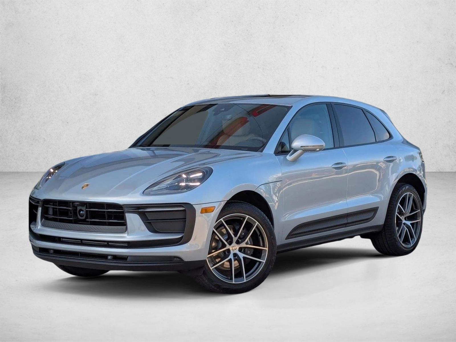 2026 Porsche Macan -'s photo