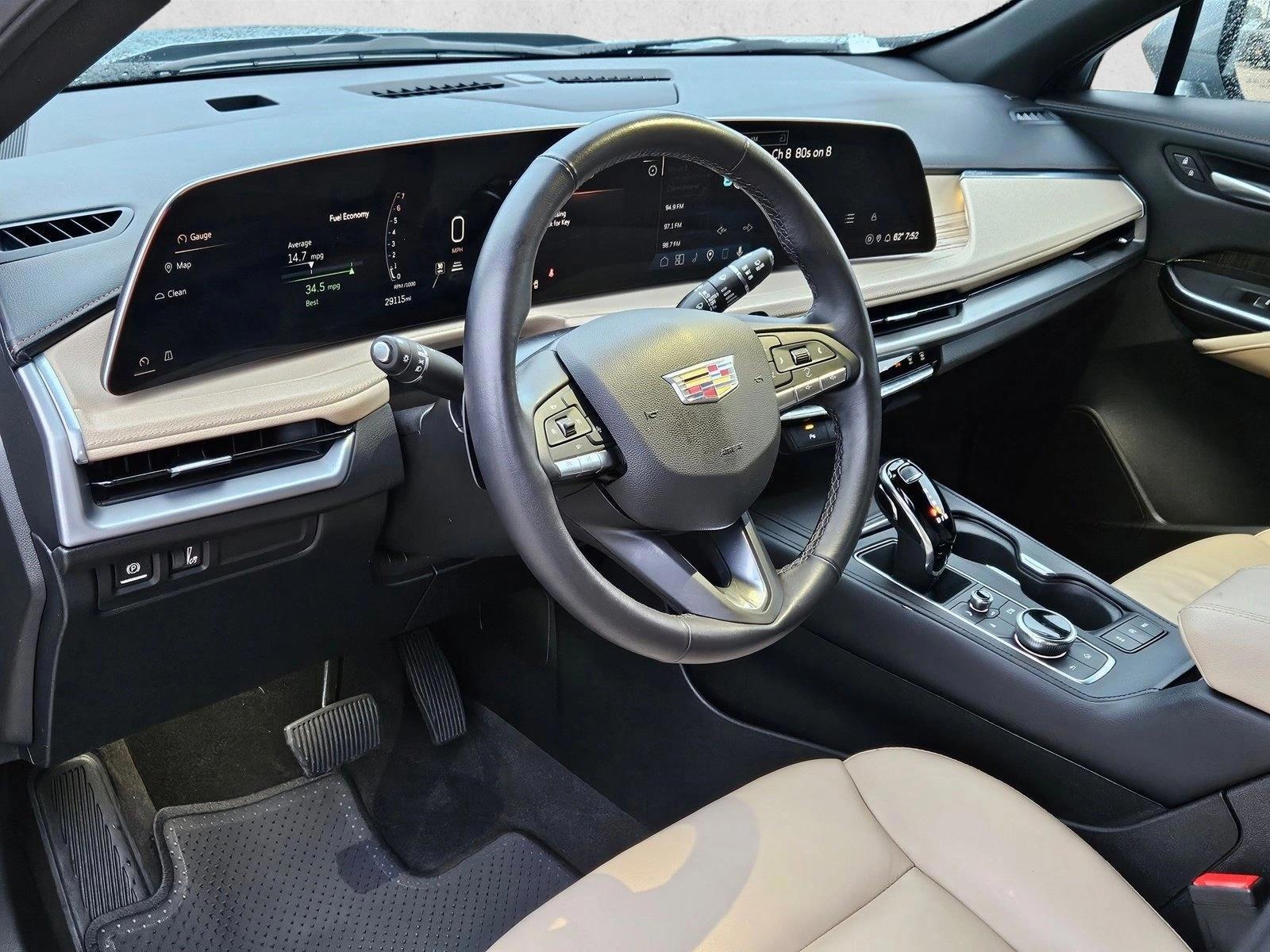 Thumbnail: 2025 Cadillac XT4 - 3
