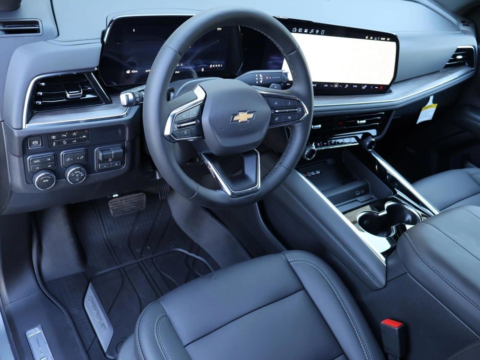 Thumbnail: 2026 Chevrolet Tahoe - 3