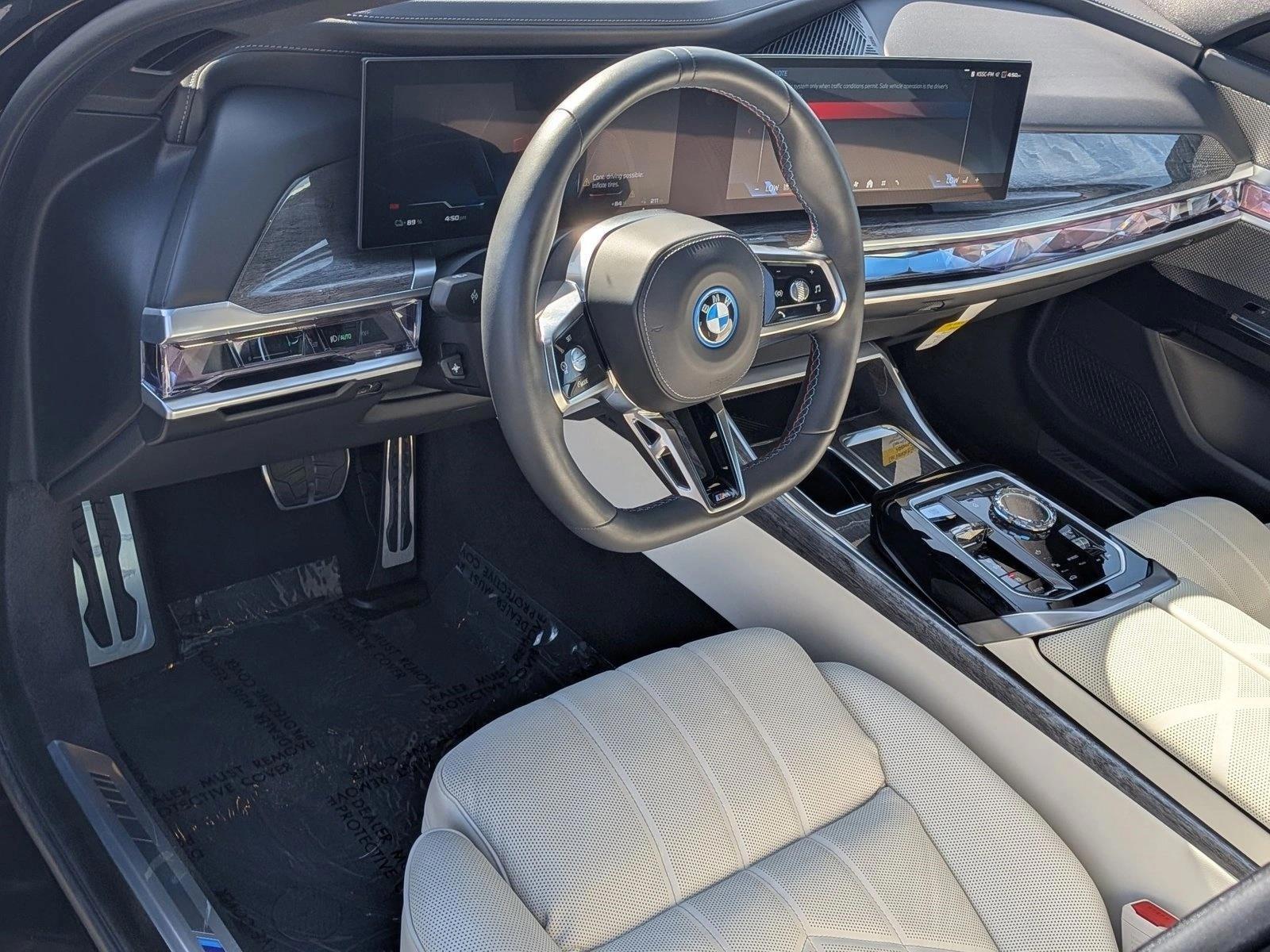 Thumbnail: 2024 BMW i7 - 3