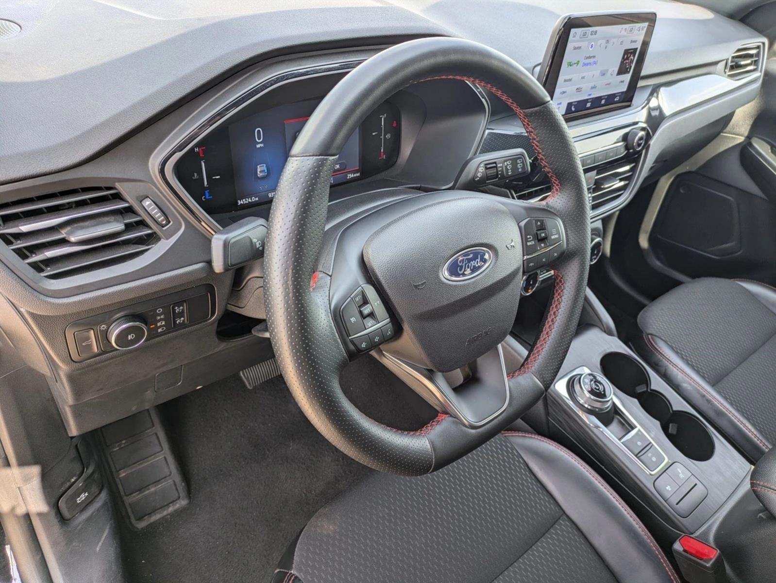 Thumbnail: 2025 Ford Escape - 3