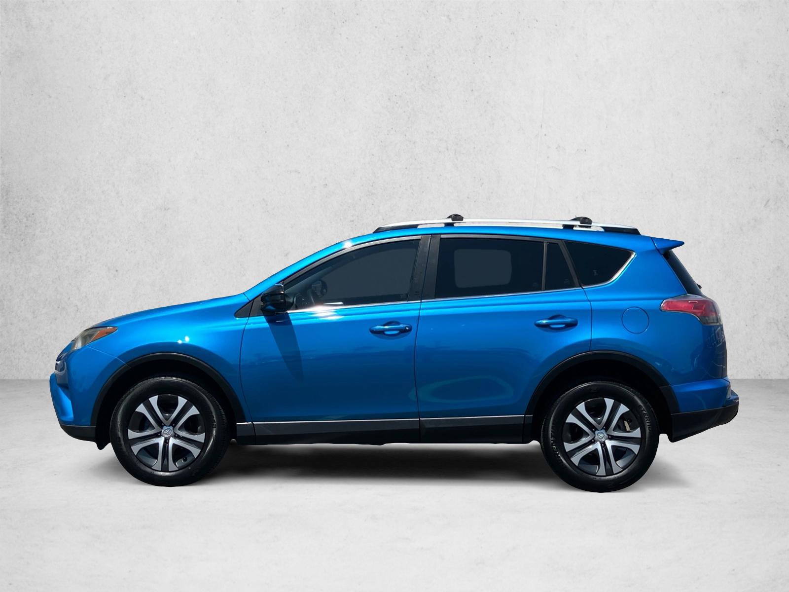 Thumbnail: 2016 Toyota RAV4 - 2