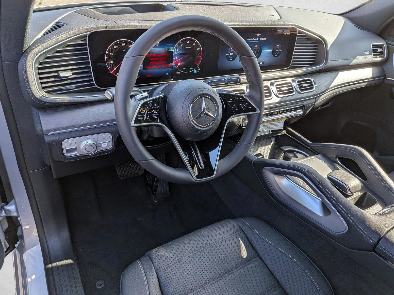Thumbnail: 2026 Mercedes-Benz GLE - 3