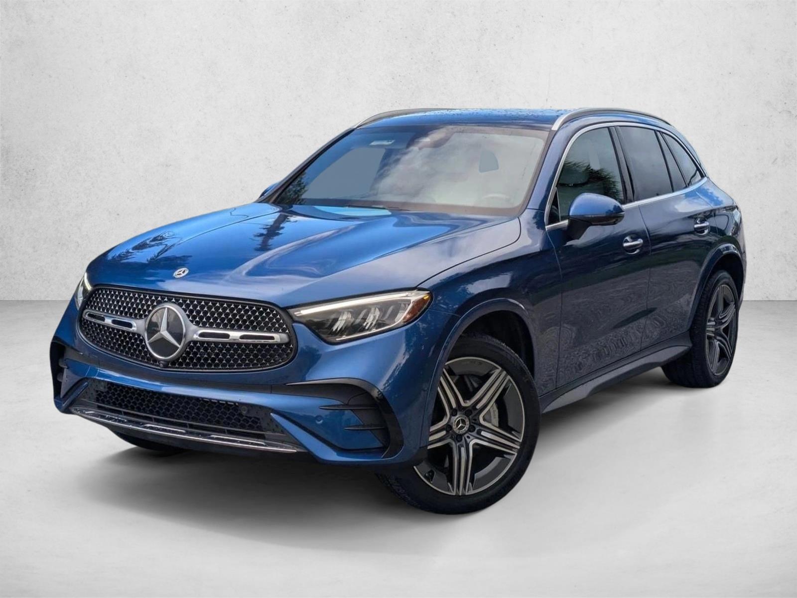 2023 Mercedes-Benz GLC