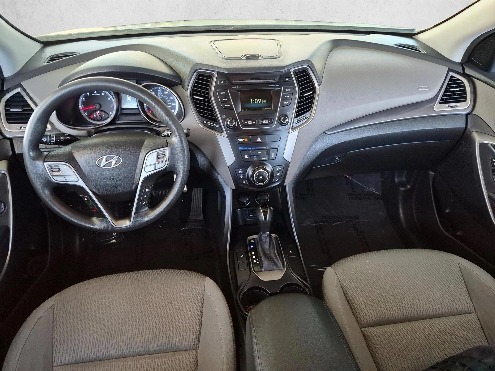 Thumbnail: 2015 Hyundai Santa Fe - 3