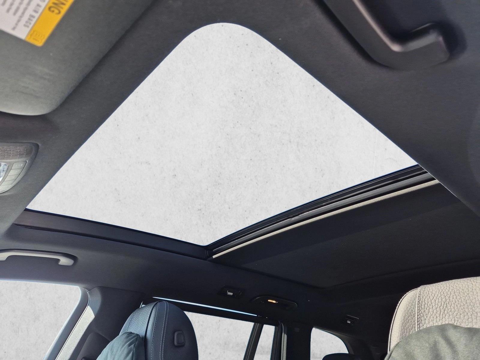 2025 Mercedes-Benz GLS Base - Photo 13