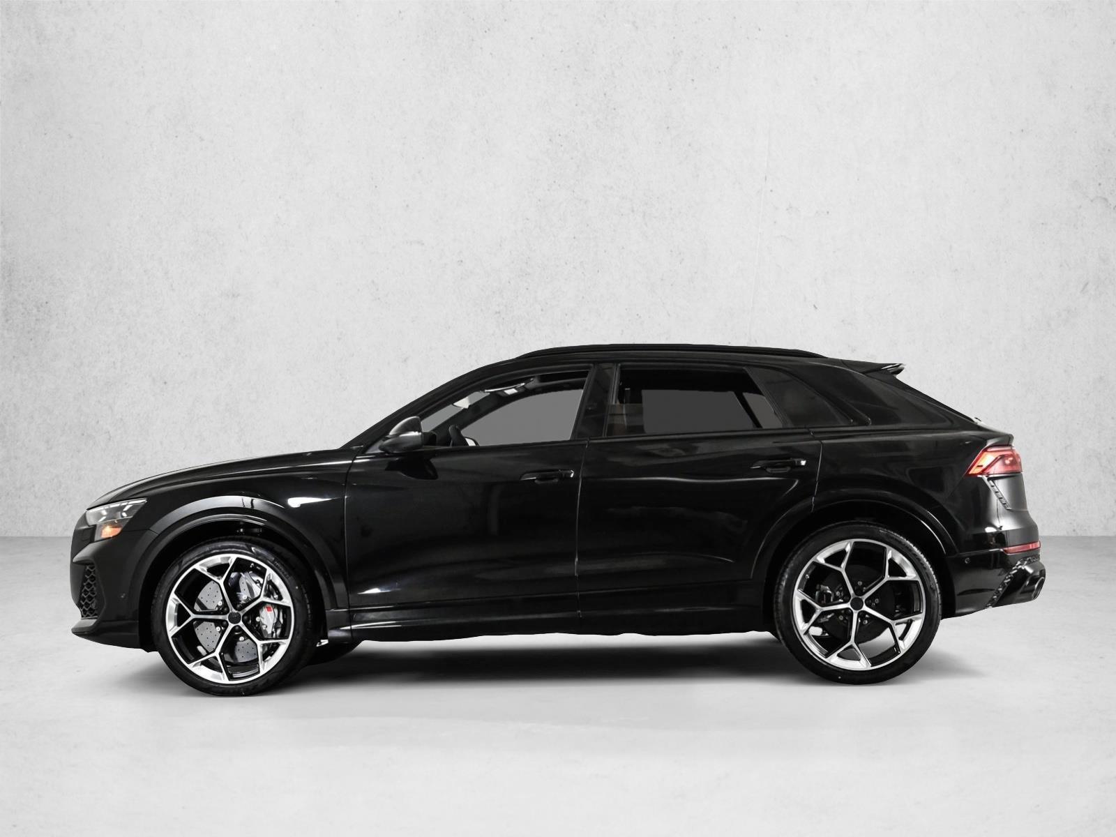 Thumbnail: 2027 Audi RS Q8 - 2