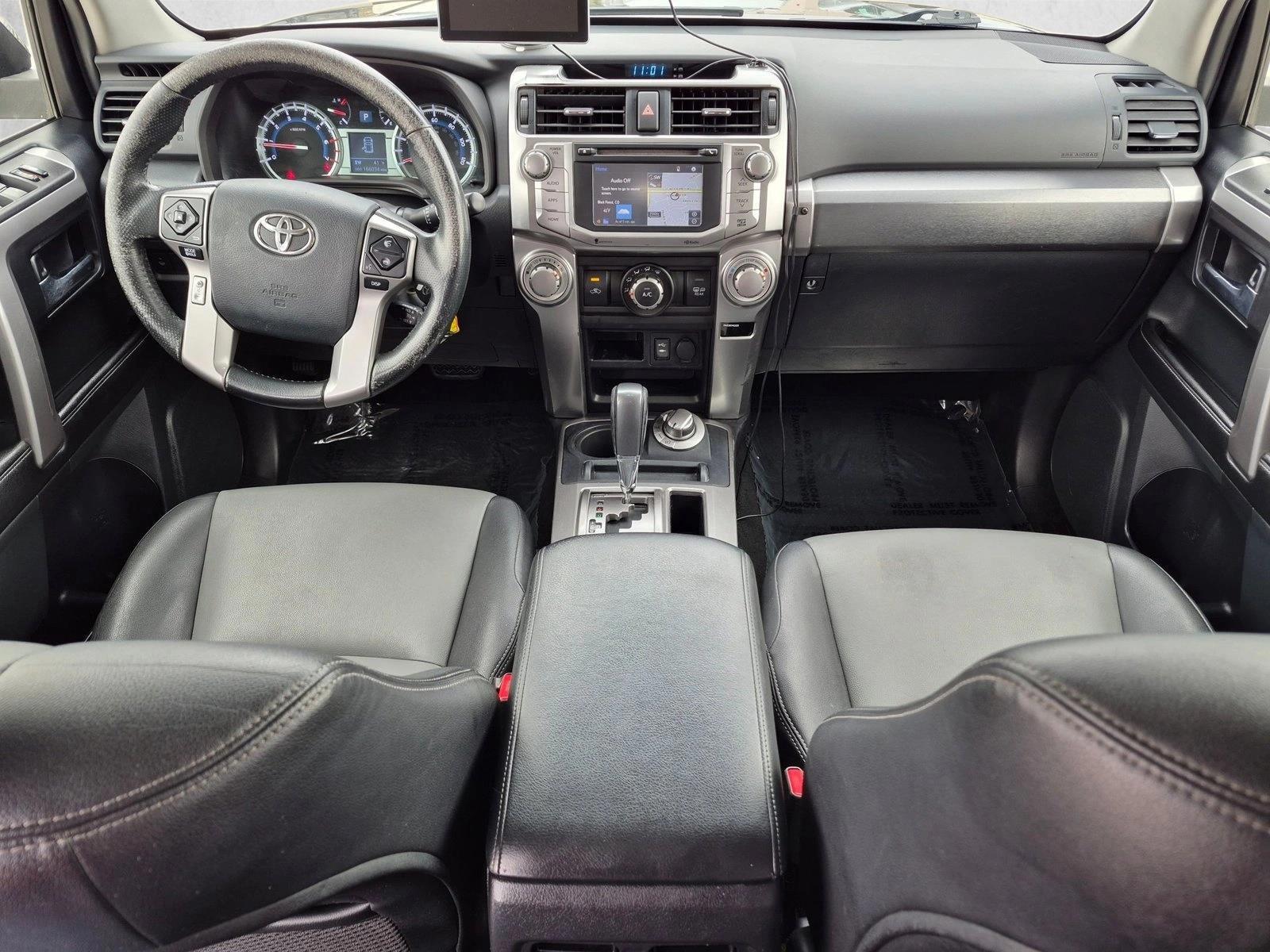 Thumbnail: 2015 Toyota 4Runner - 3