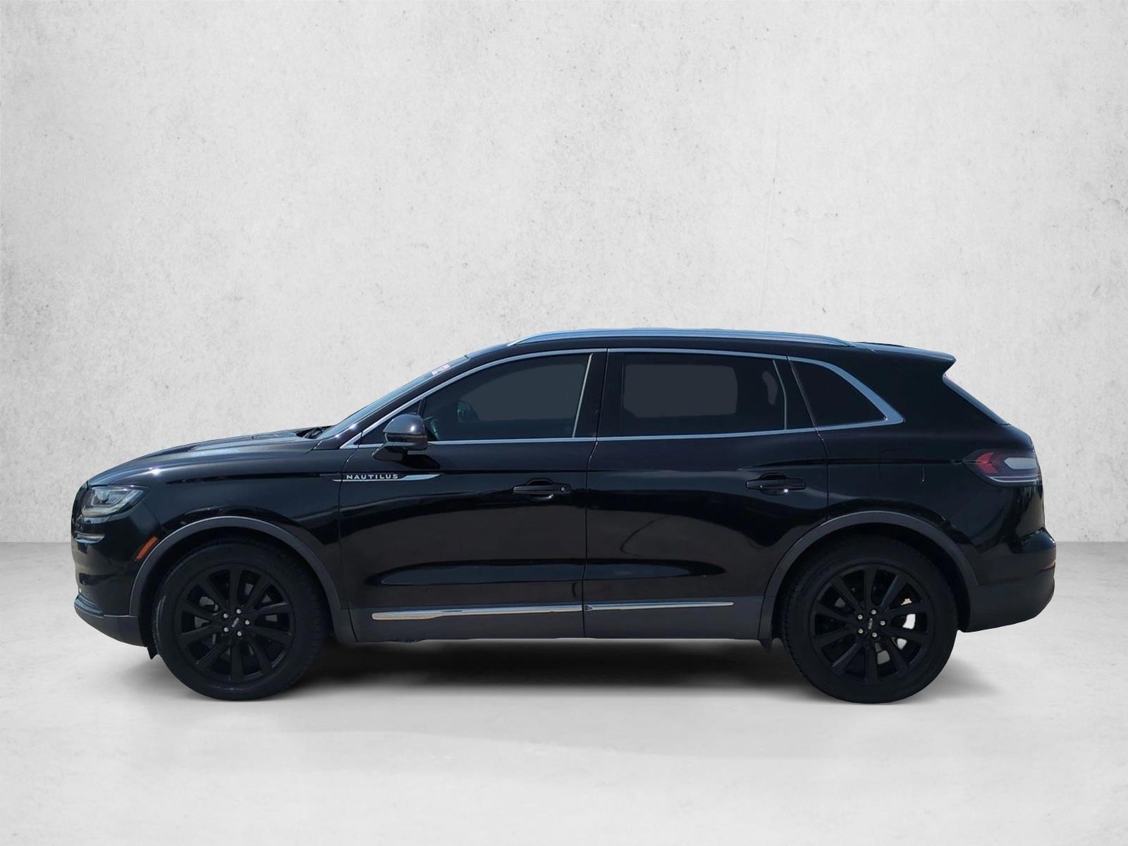 Thumbnail: 2022 Lincoln Nautilus - 2