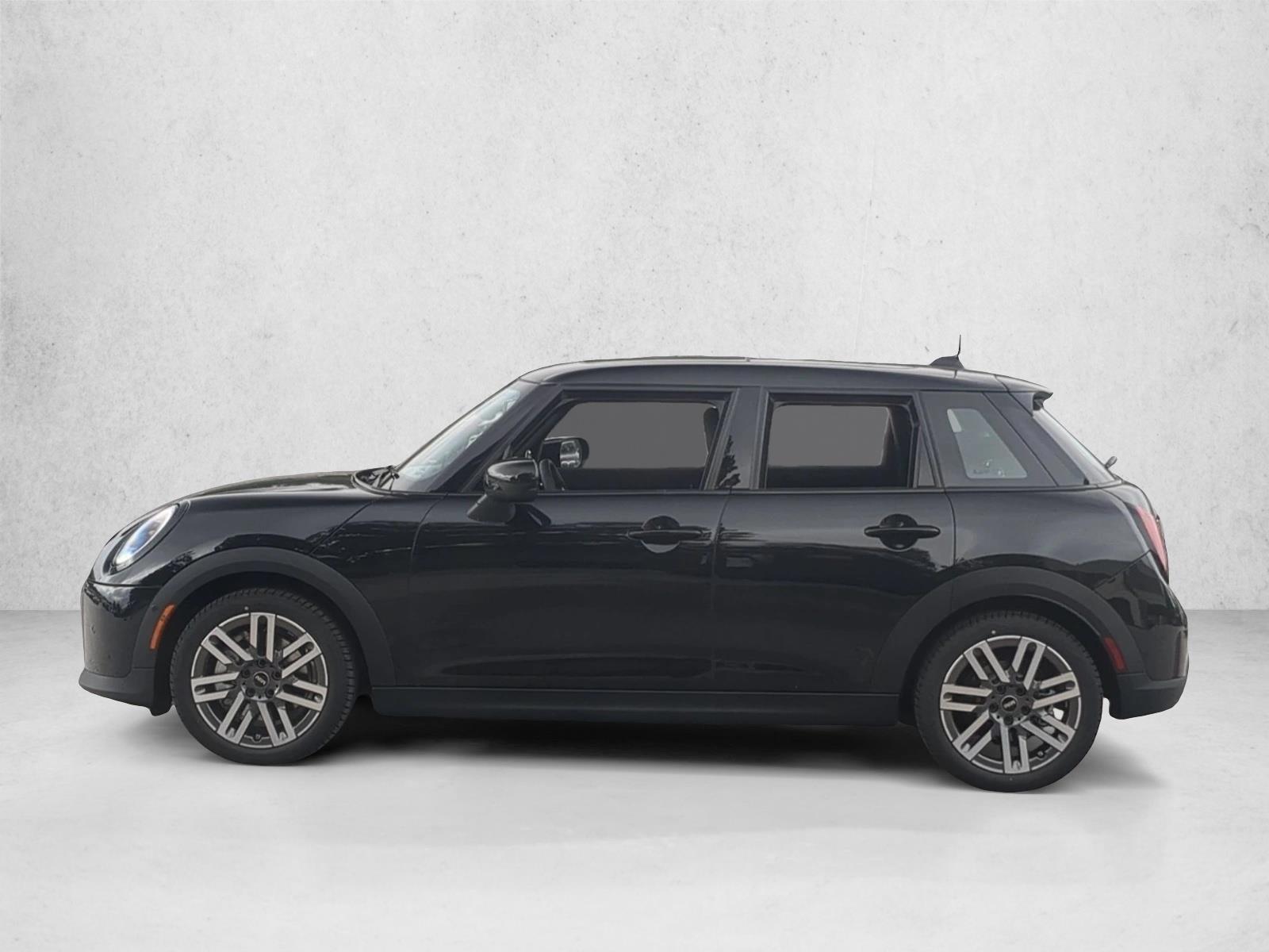 Thumbnail: 2027 MINI Cooper Hardtop - 2
