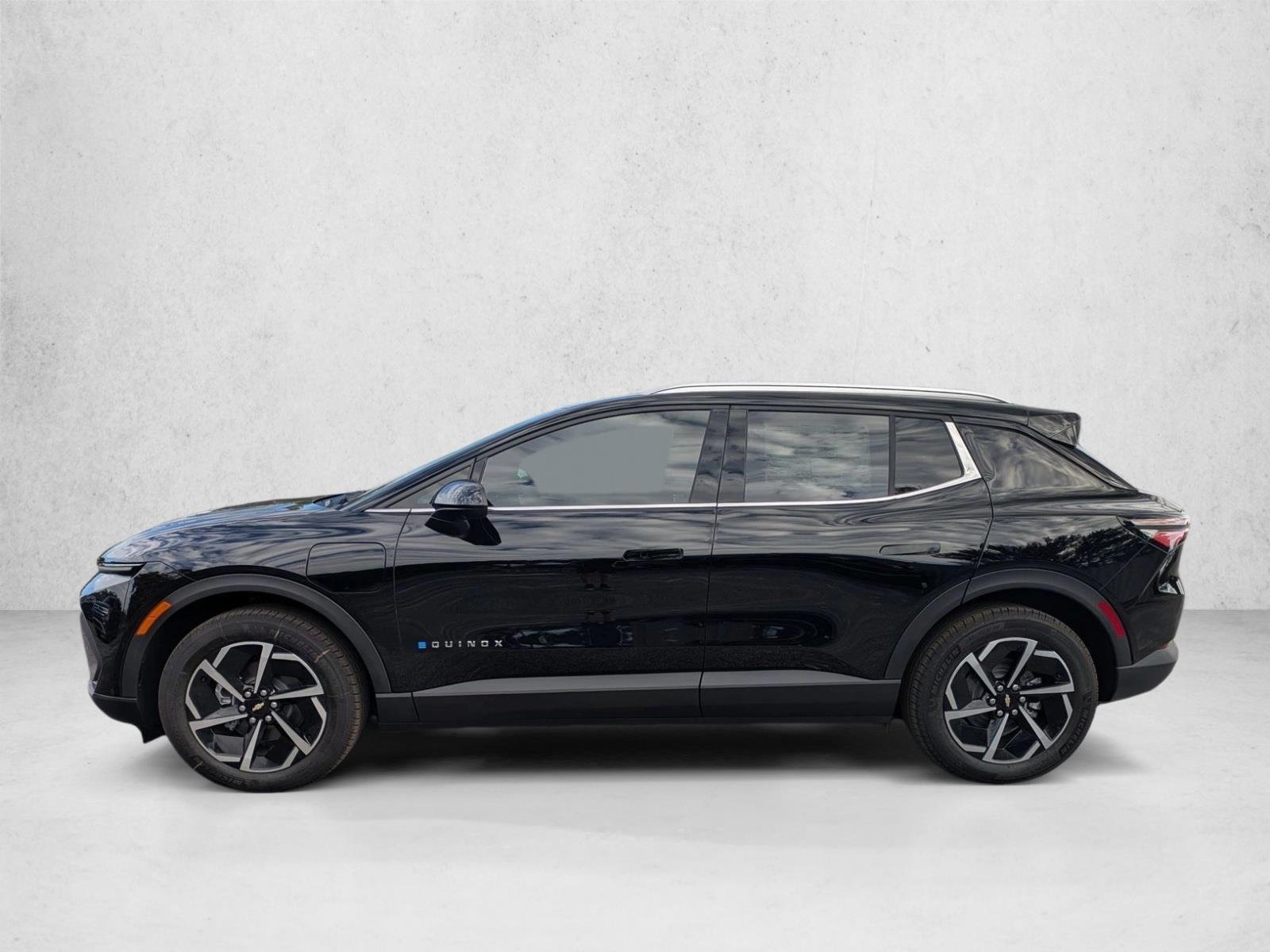 Thumbnail: 2026 Chevrolet Equinox - 2
