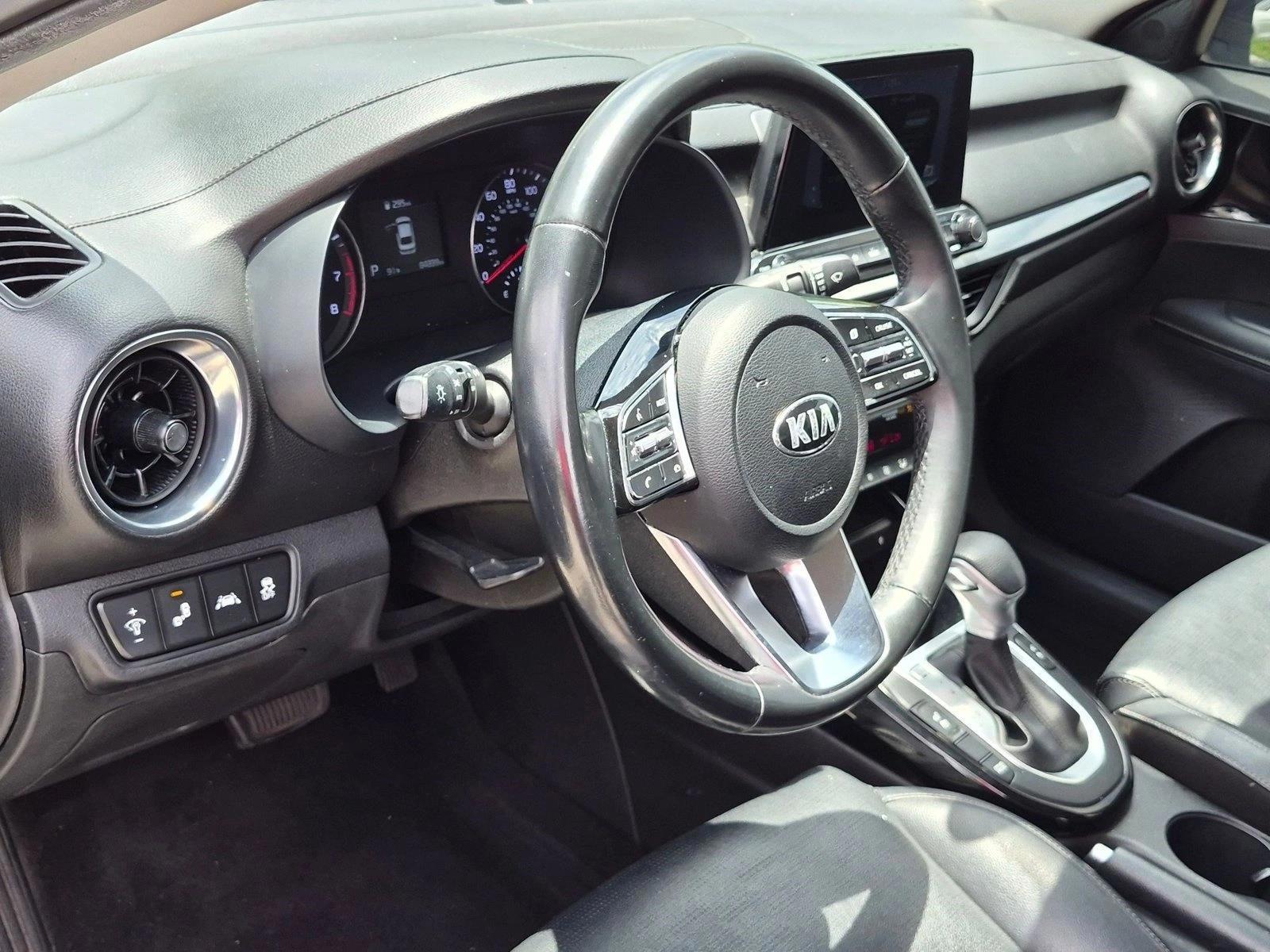 2021 Kia Forte EX - Photo 9
