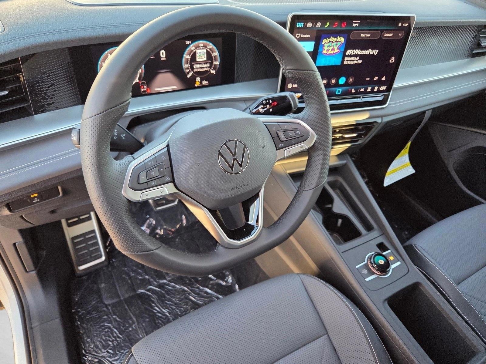 Thumbnail: 2026 Volkswagen Tiguan - 3