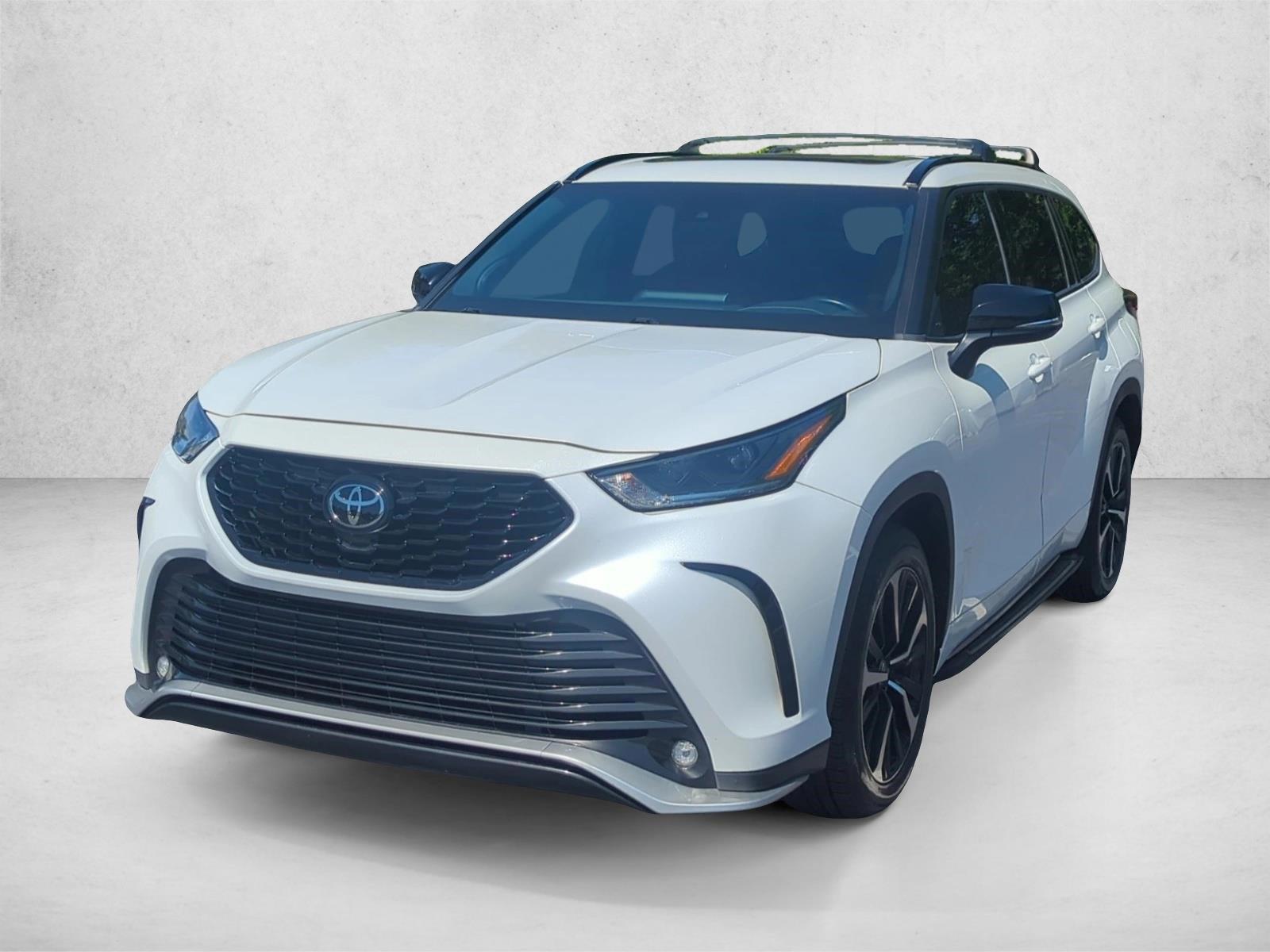 Thumbnail: 2022 Toyota Highlander - 1