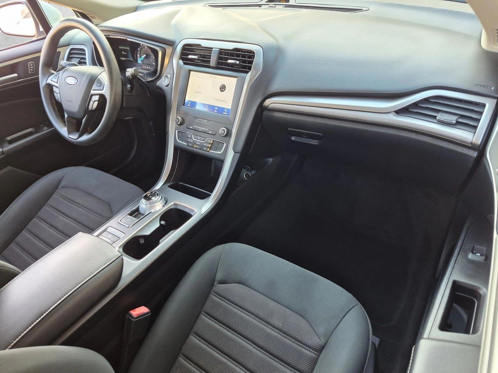Thumbnail: 2020 Ford Fusion - 4