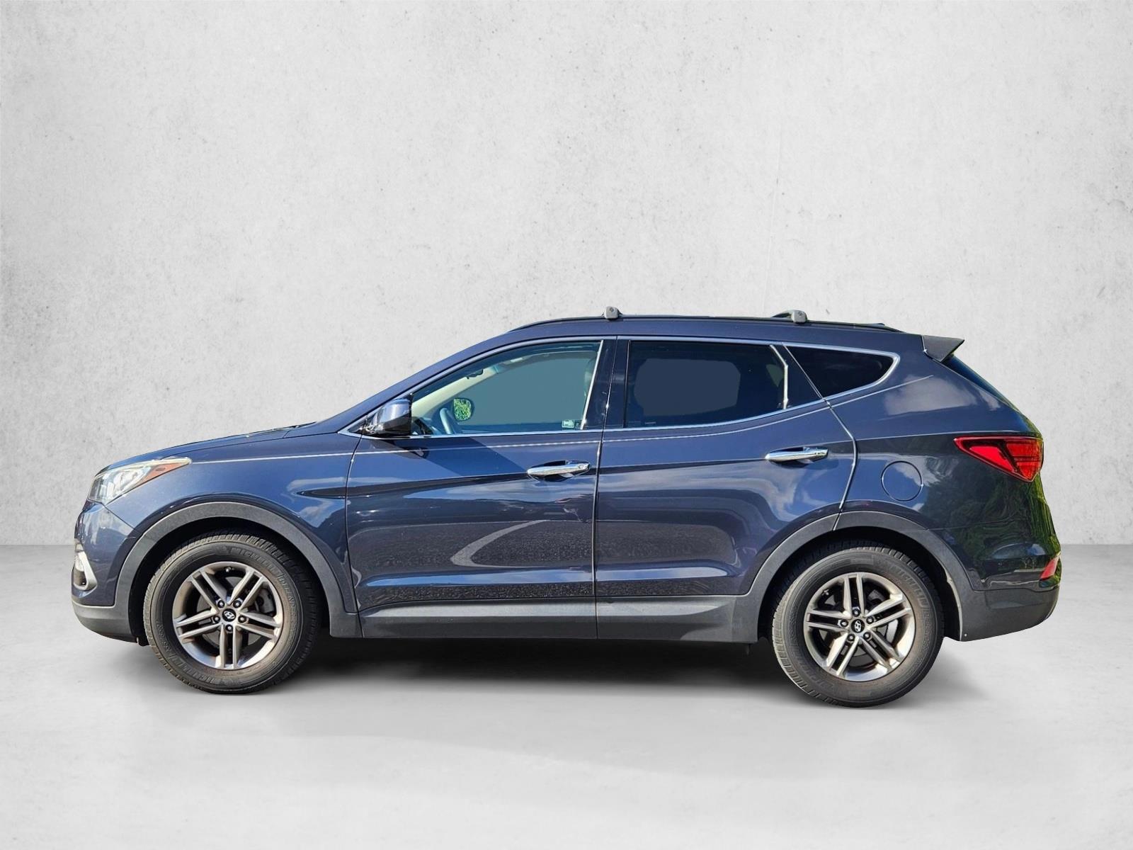 Thumbnail: 2017 Hyundai Santa Fe - 2