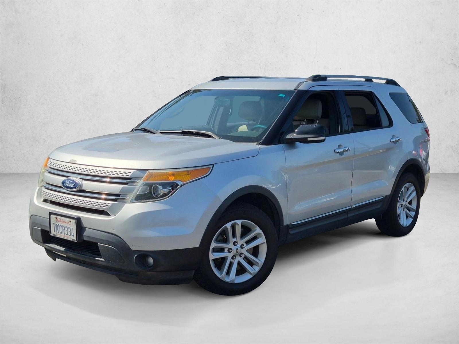 Thumbnail: 2015 Ford Explorer - 1