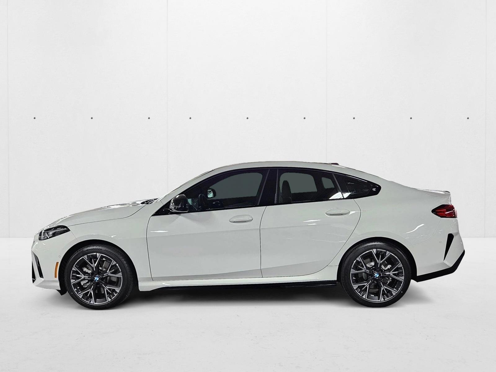 Thumbnail: 2026 BMW 2 Series - 2