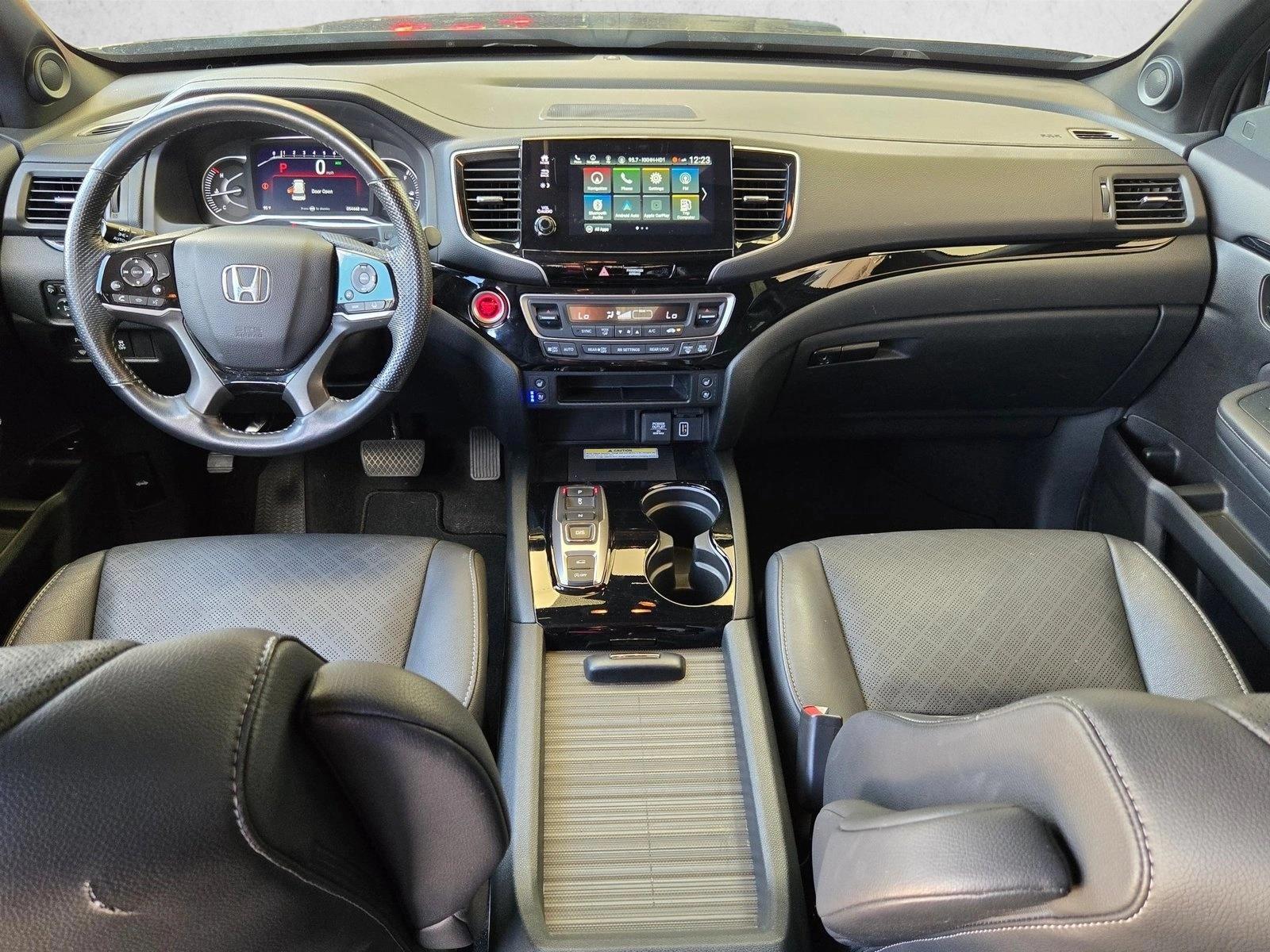 Thumbnail: 2023 Honda Passport - 3