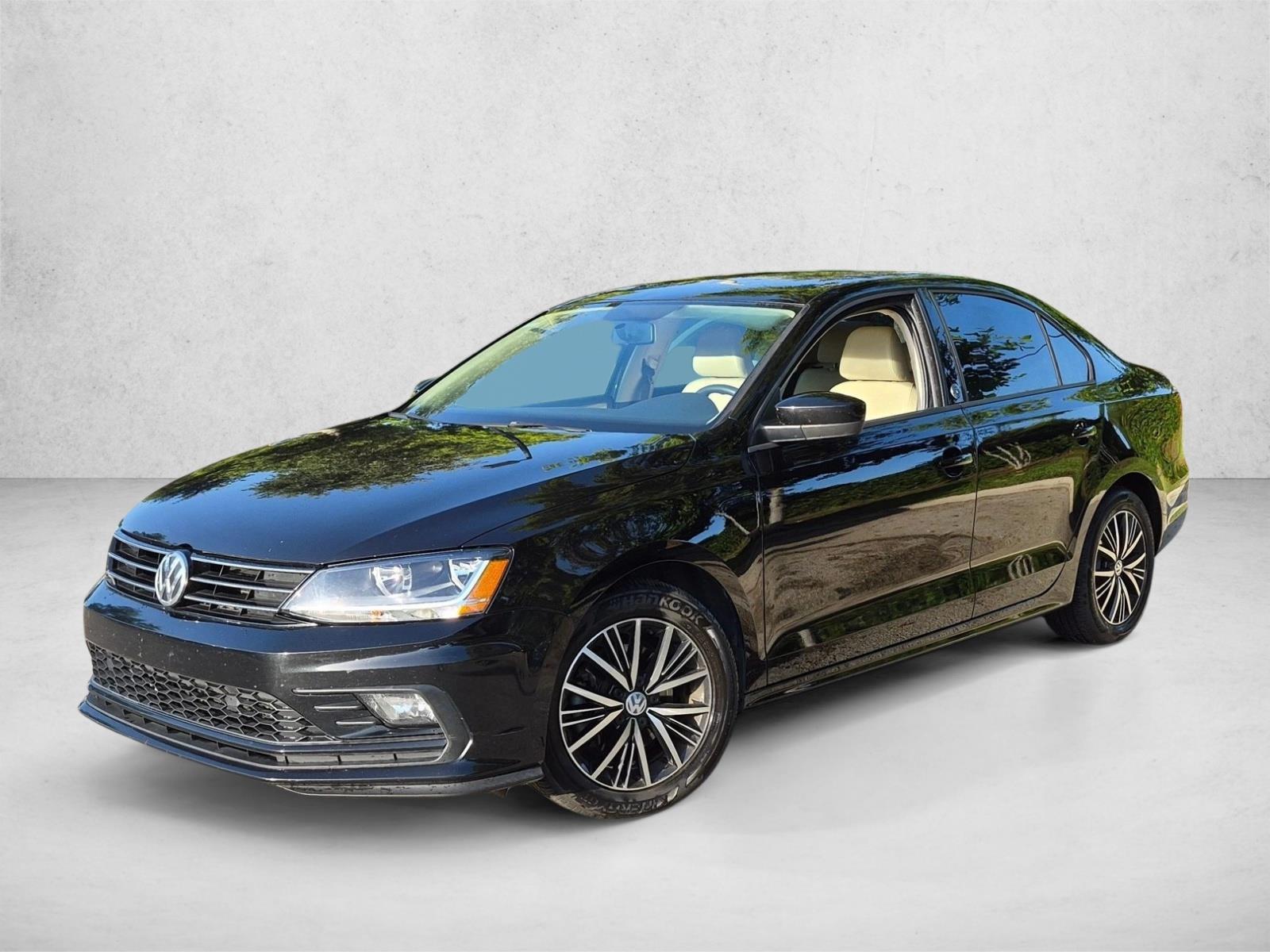 Thumbnail: 2018 Volkswagen Jetta - 1
