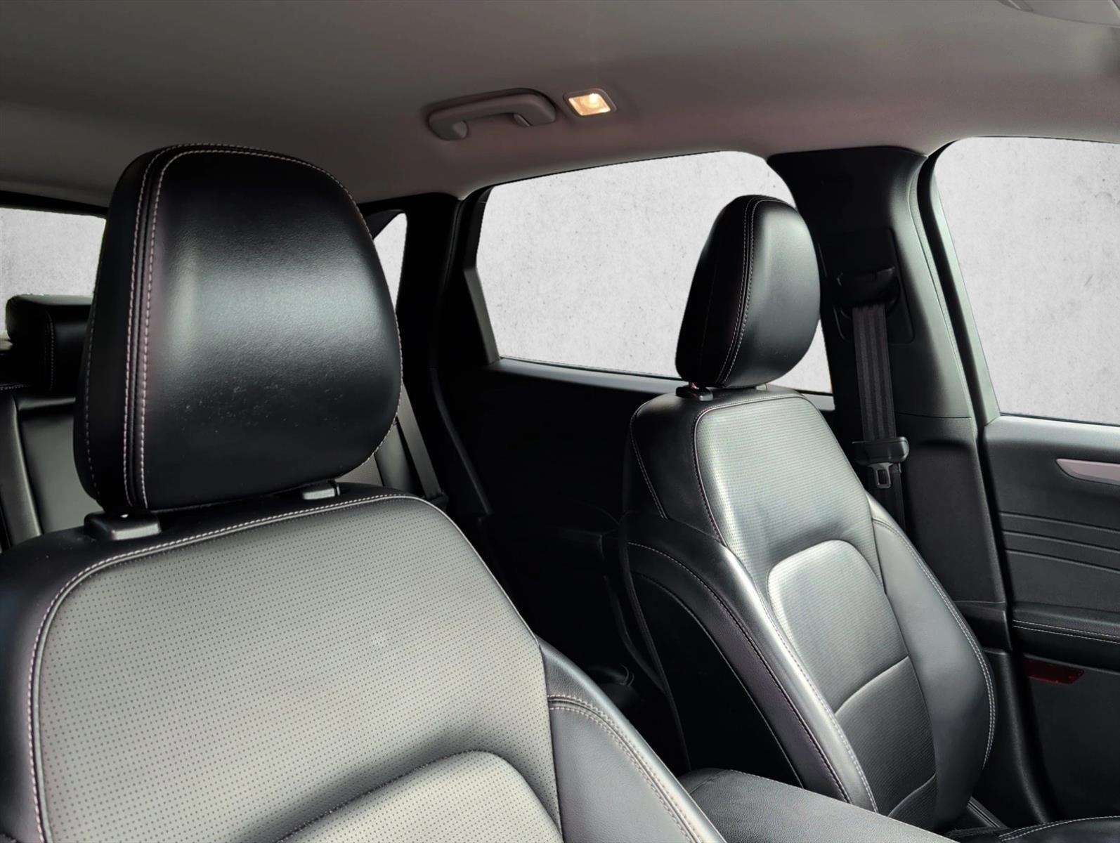 2023 Ford Escape Platinum - Photo 26