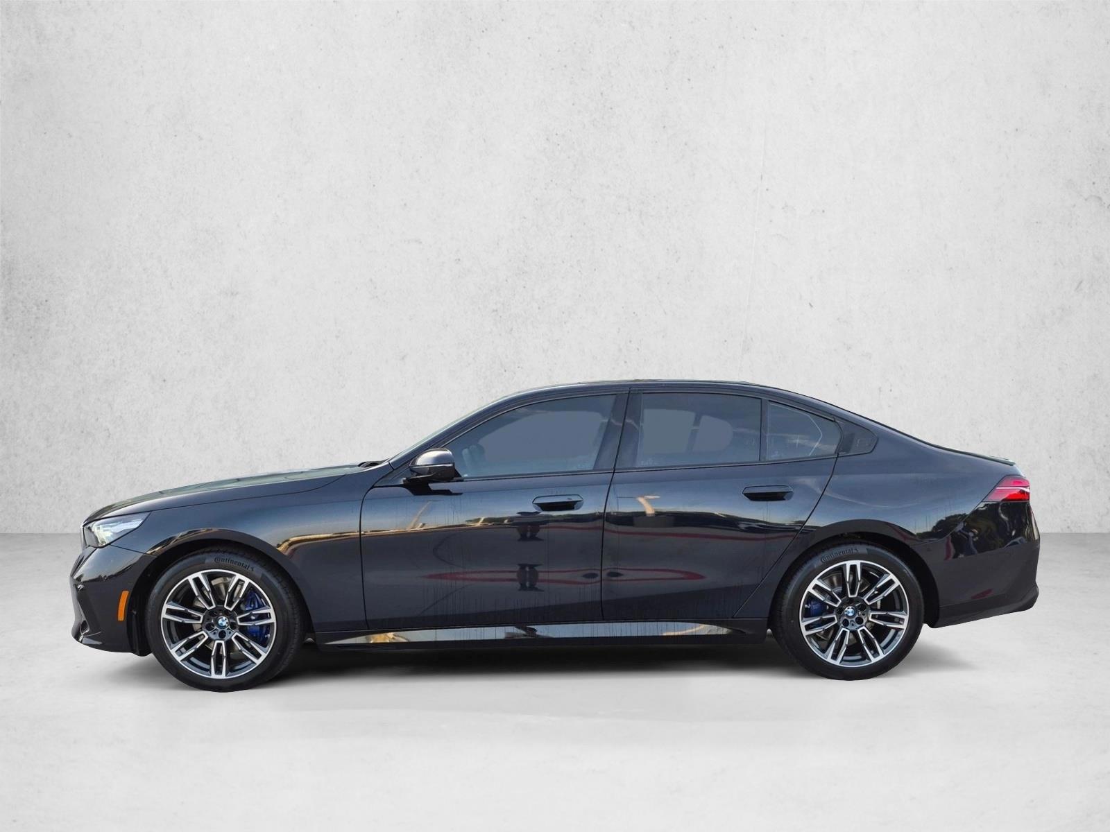 Thumbnail: 2027 BMW 5 Series - 2