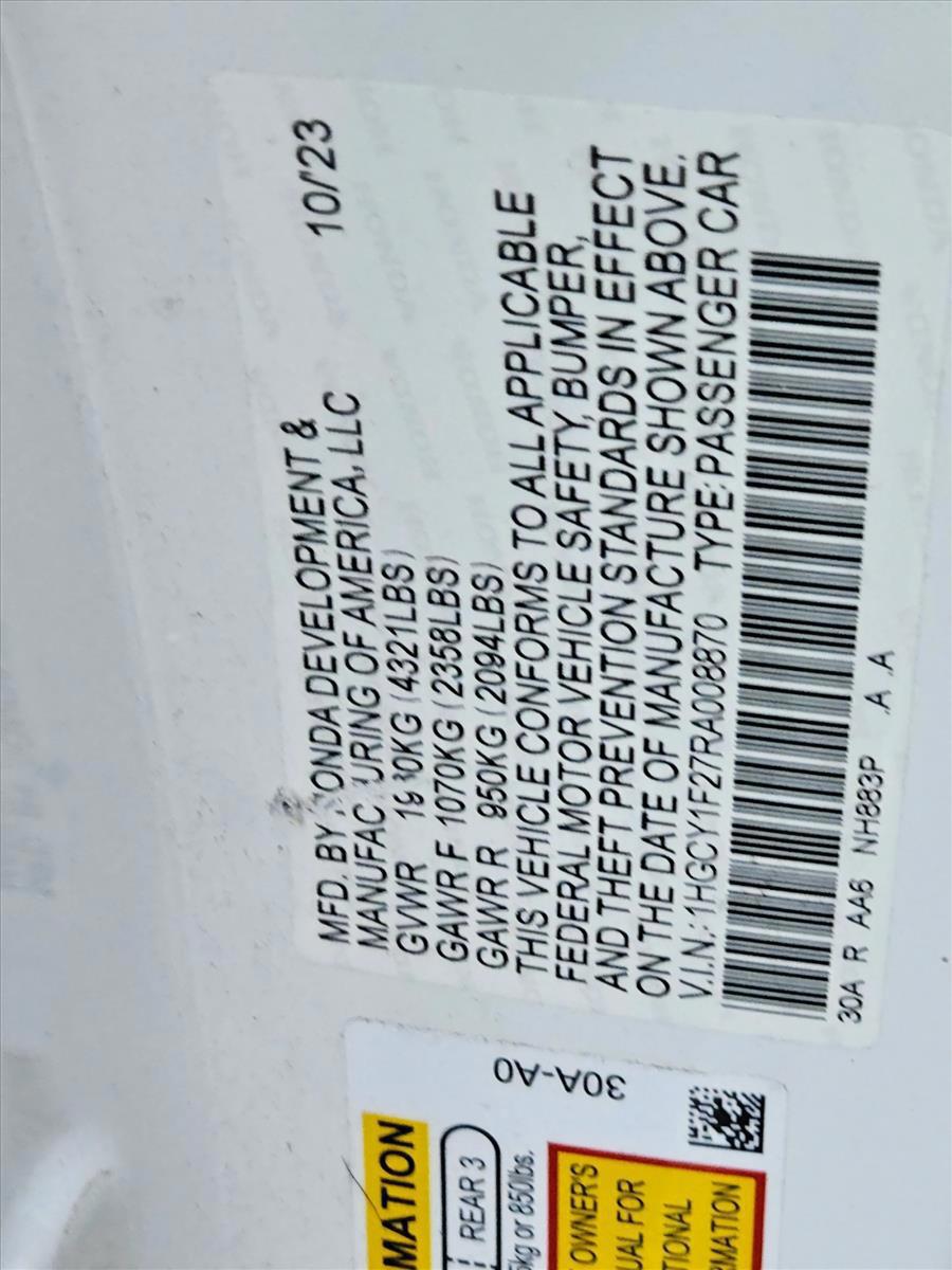 Vehicle image 15