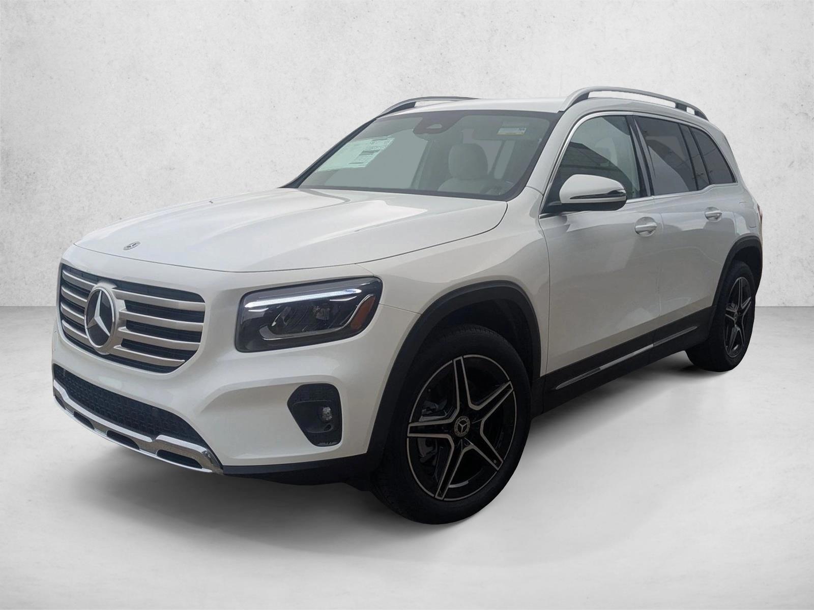 2026 Mercedes-Benz GLB GLB 250's photo