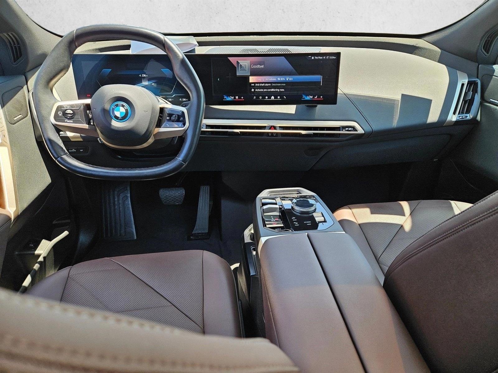 Thumbnail: 2025 BMW iX - 3