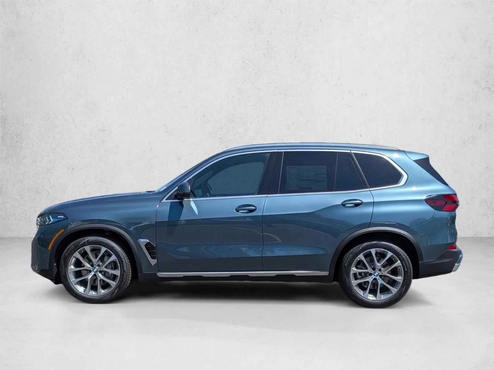 Thumbnail: 2026 BMW X5 - 2