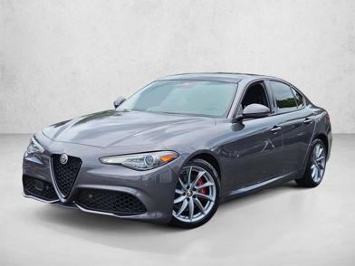 2022 Alfa Romeo Giulia
