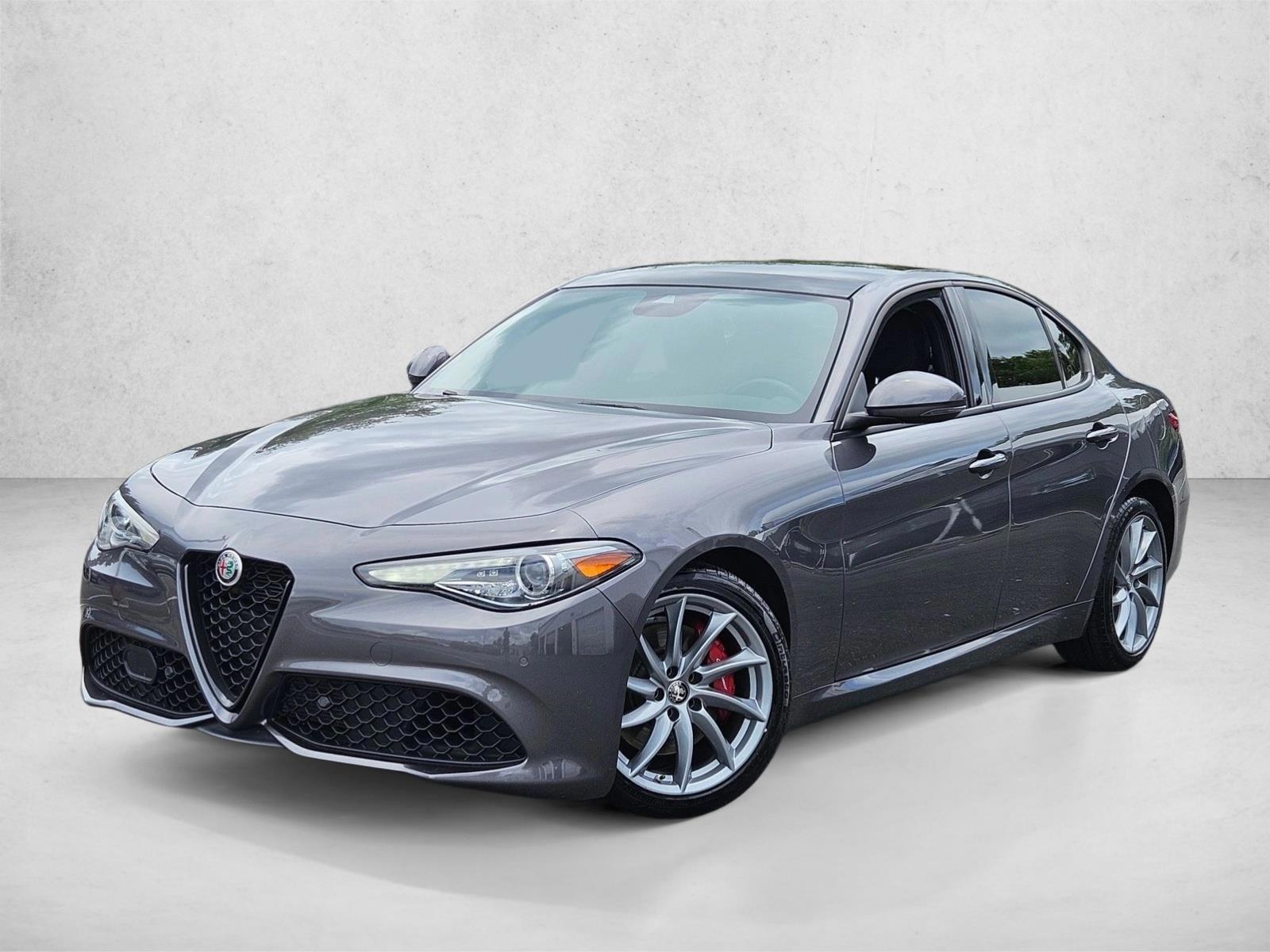 Thumbnail: 2022 Alfa Romeo Giulia - 1