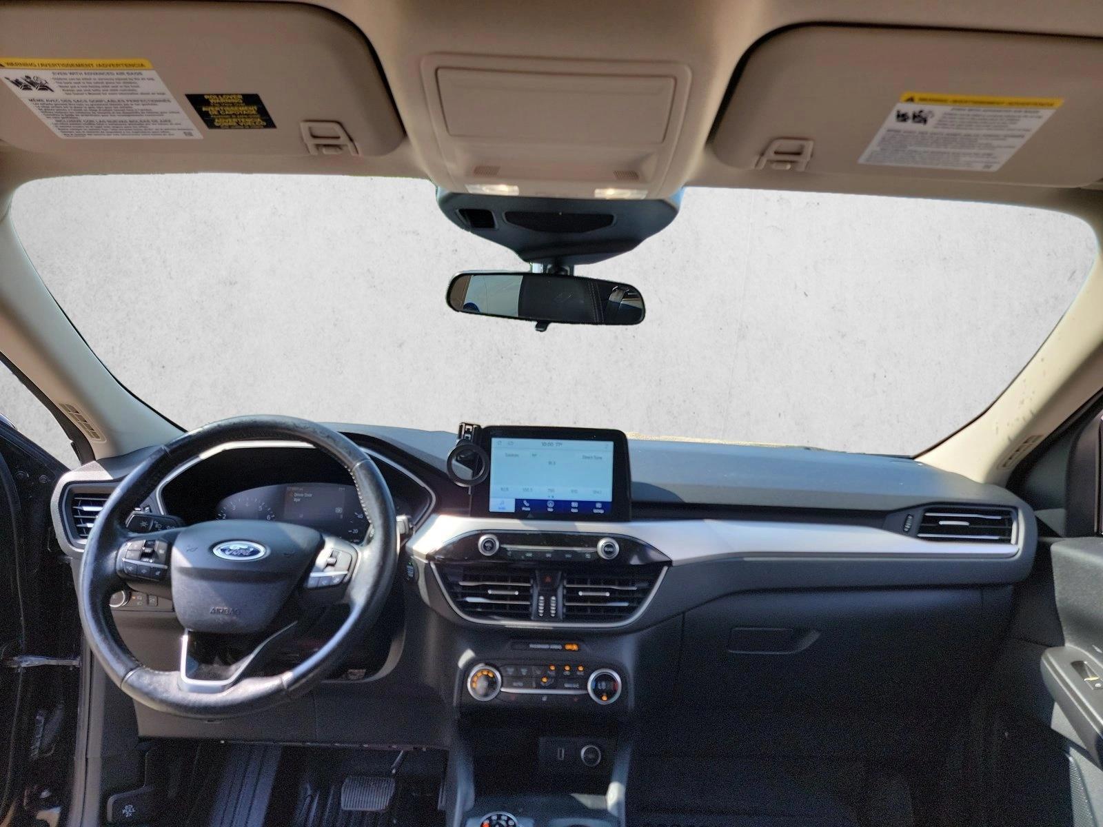Thumbnail: 2020 Ford Escape - 3